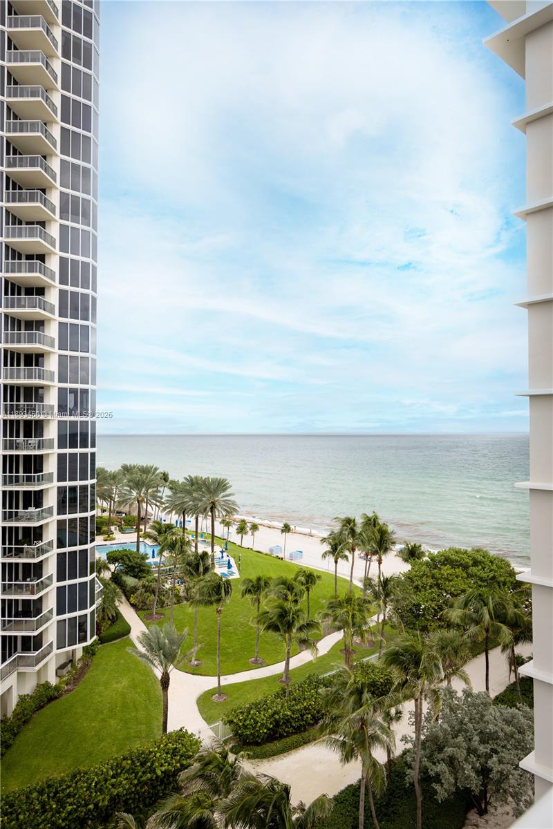 The Aventura Beach Club C