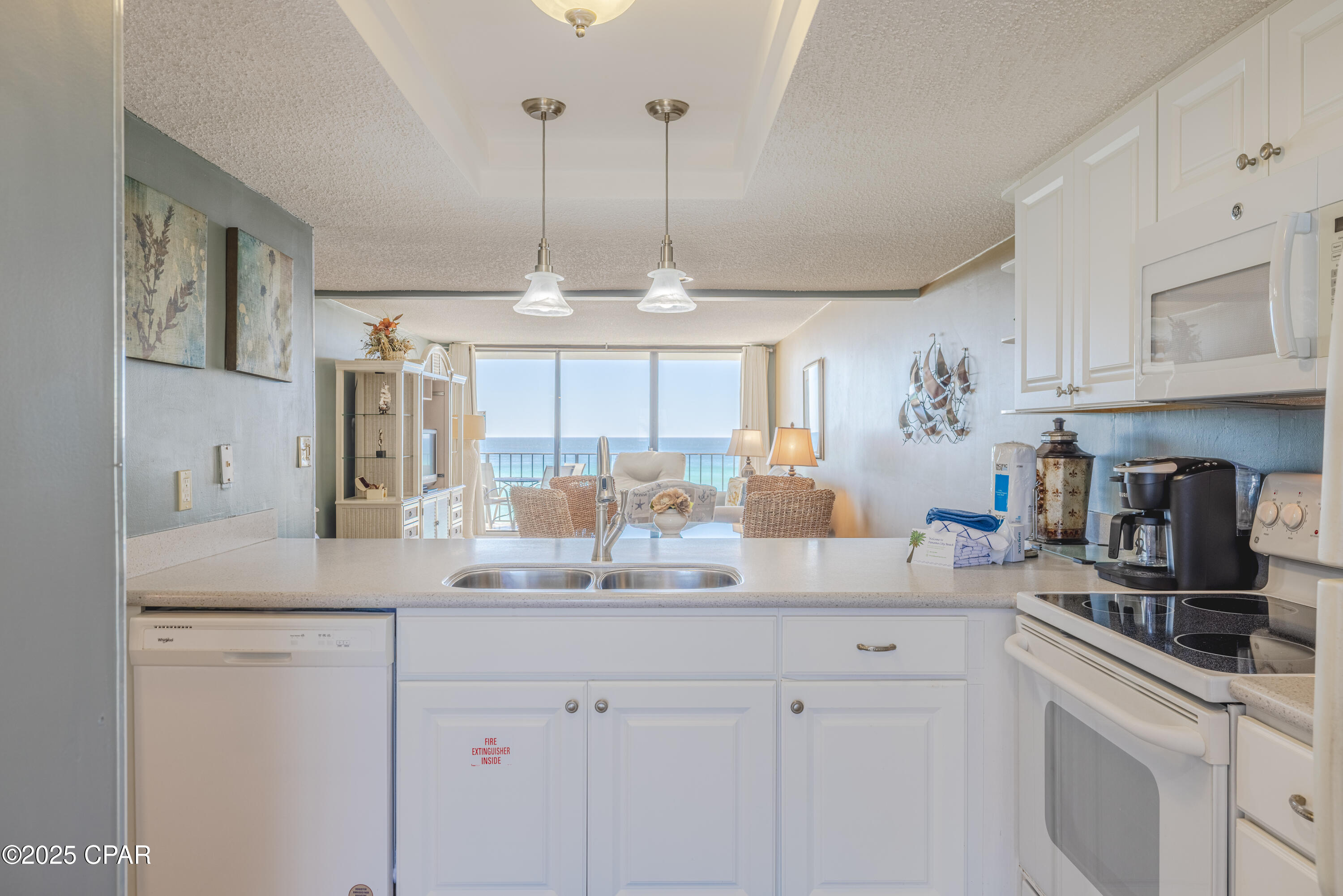 Image 8 For 11347 Front Beach  404