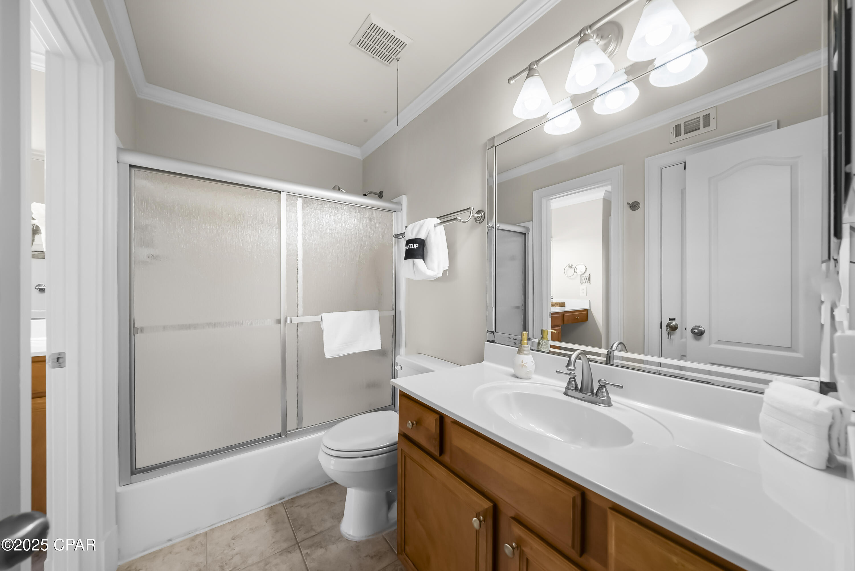 L42qinljzrcdcw Hlppupgffw9ckjrltvccv3kn7fmq