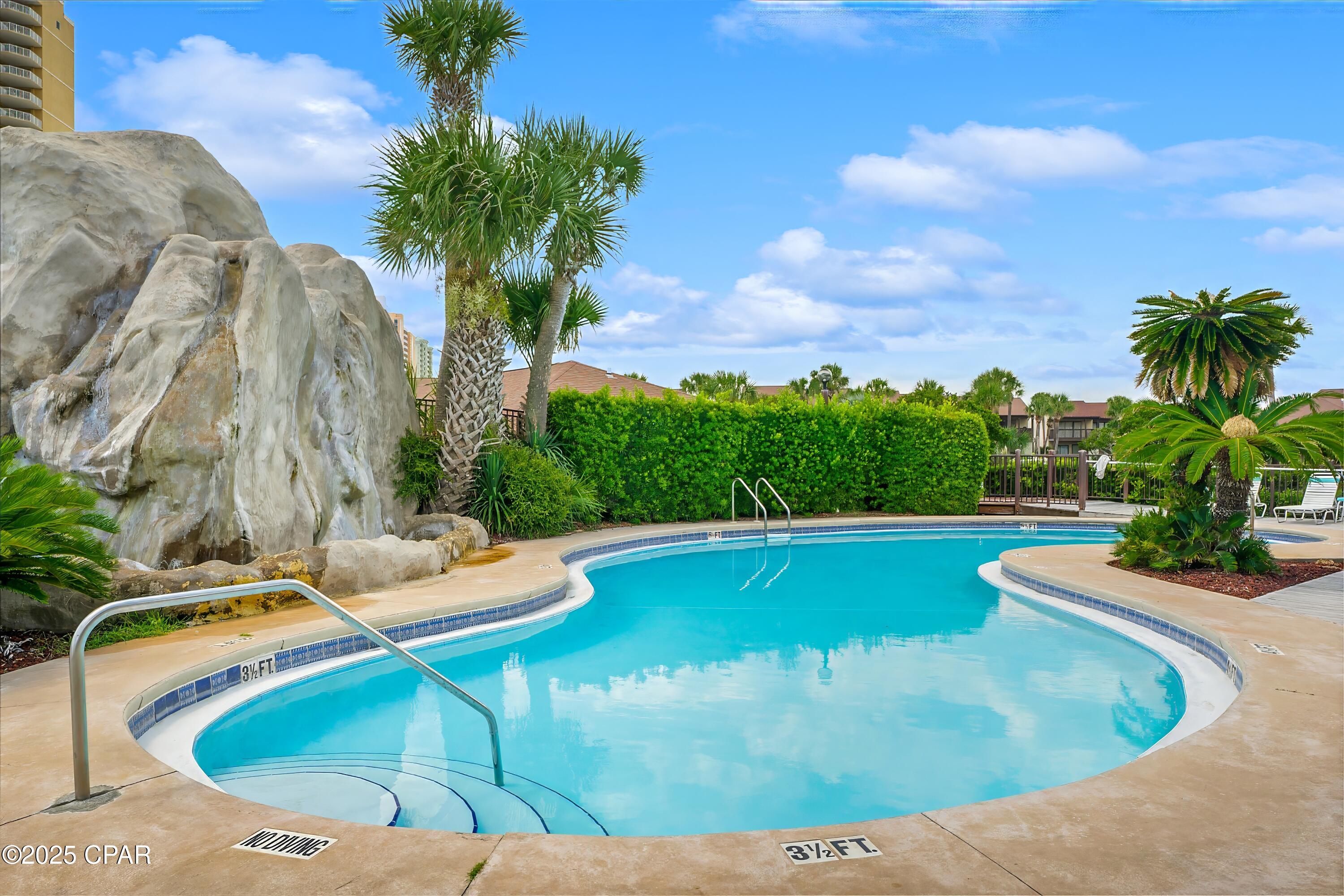 9m5biebkugm Shq8hyrngcs0t8pf6qyrfnapkdbm38s