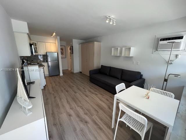 Property photo # 4