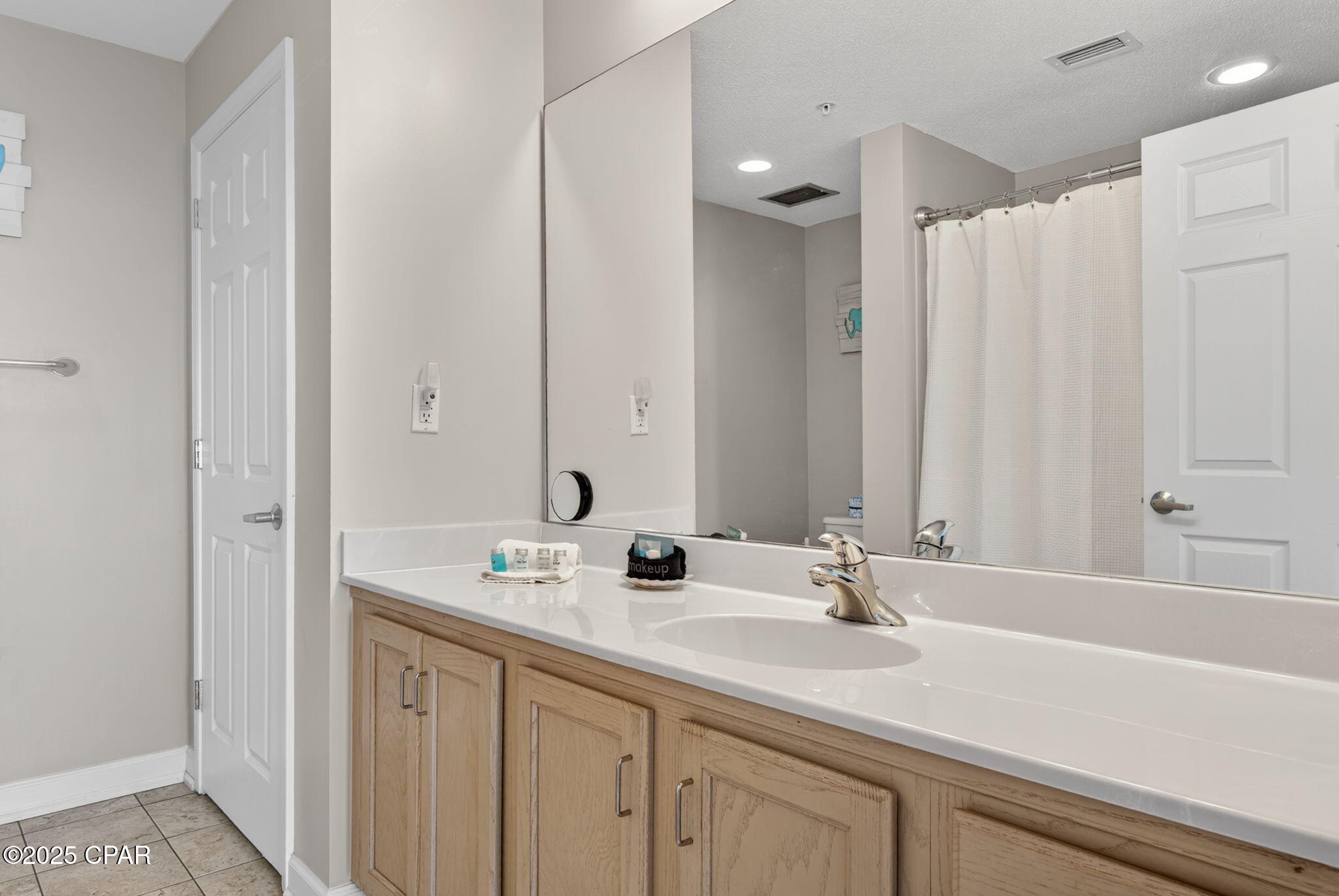 Lm1v_g3fneb3ryyfsubm02ranquq91salrzanwmhic0