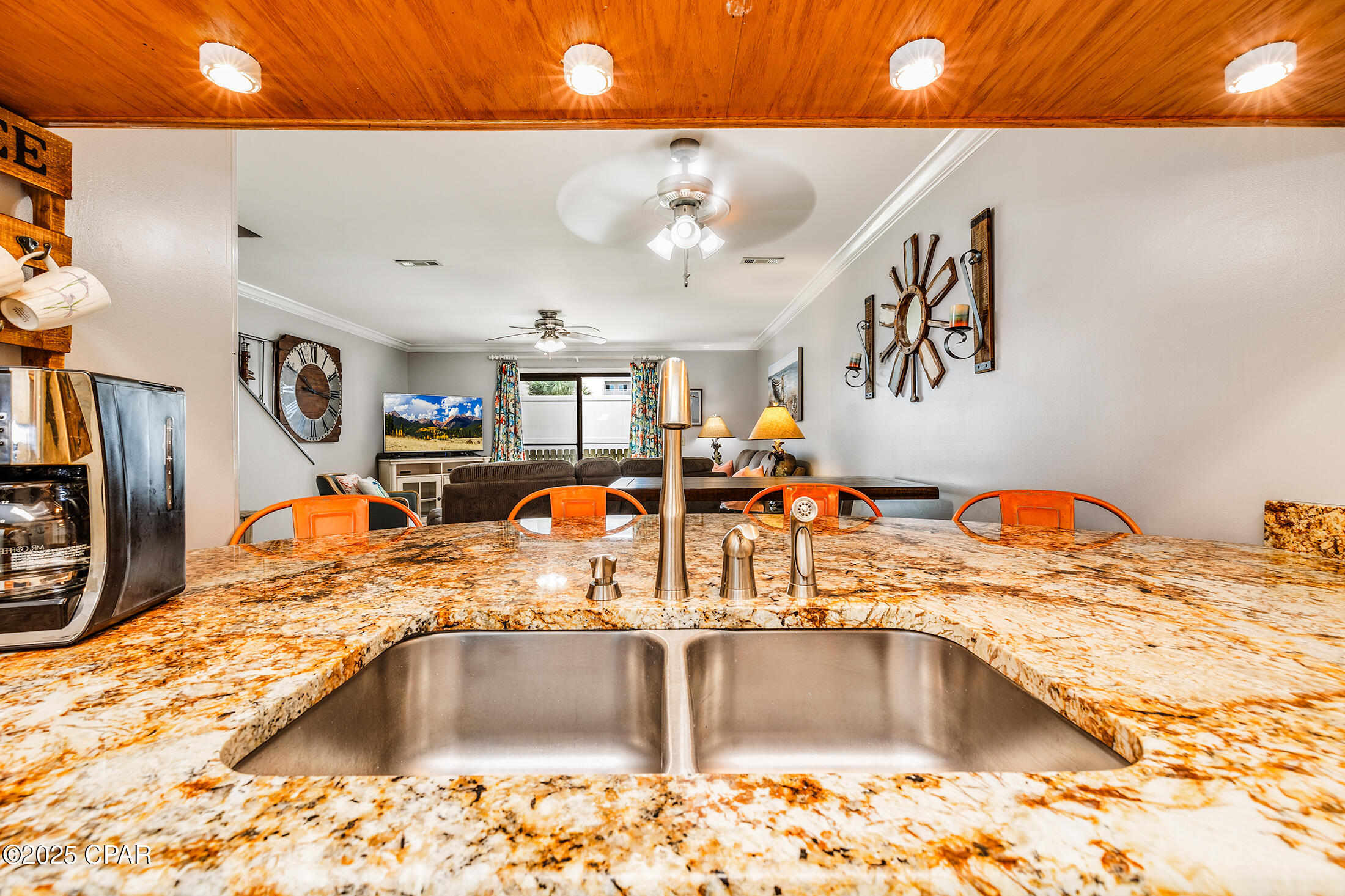 Image 10 For 6215 Thomas Drive B103