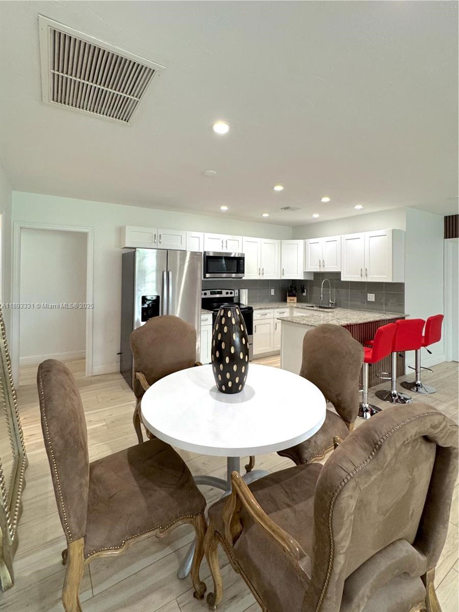 Property photo # 6