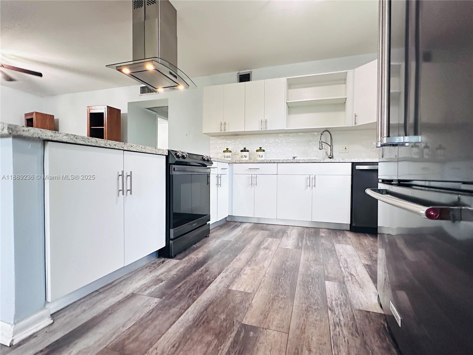 Property photo # 7