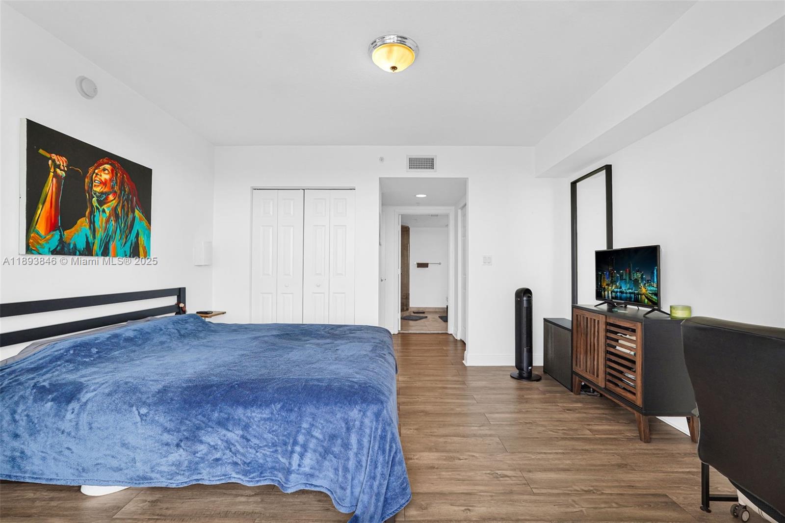 Property photo # 6