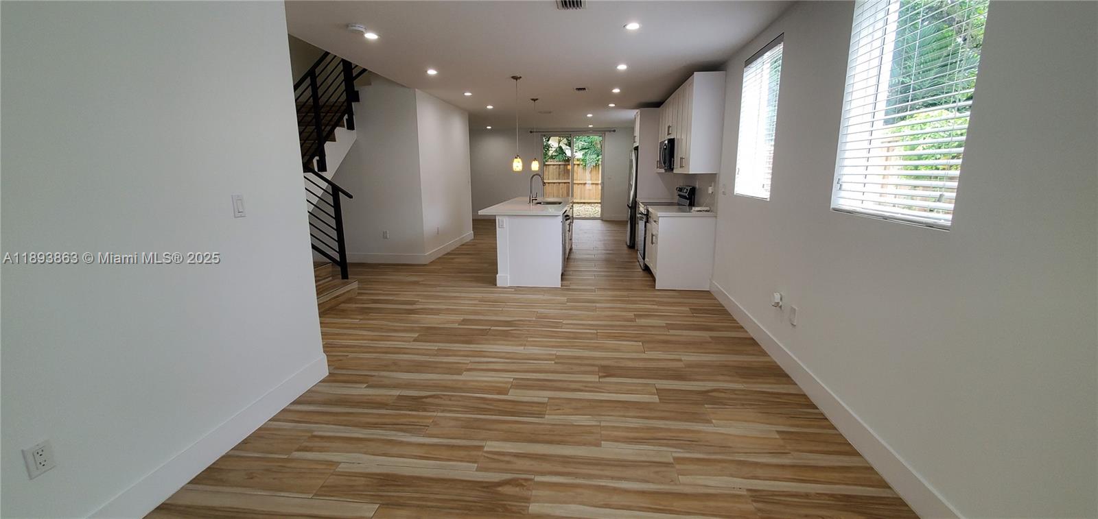 Property photo # 3