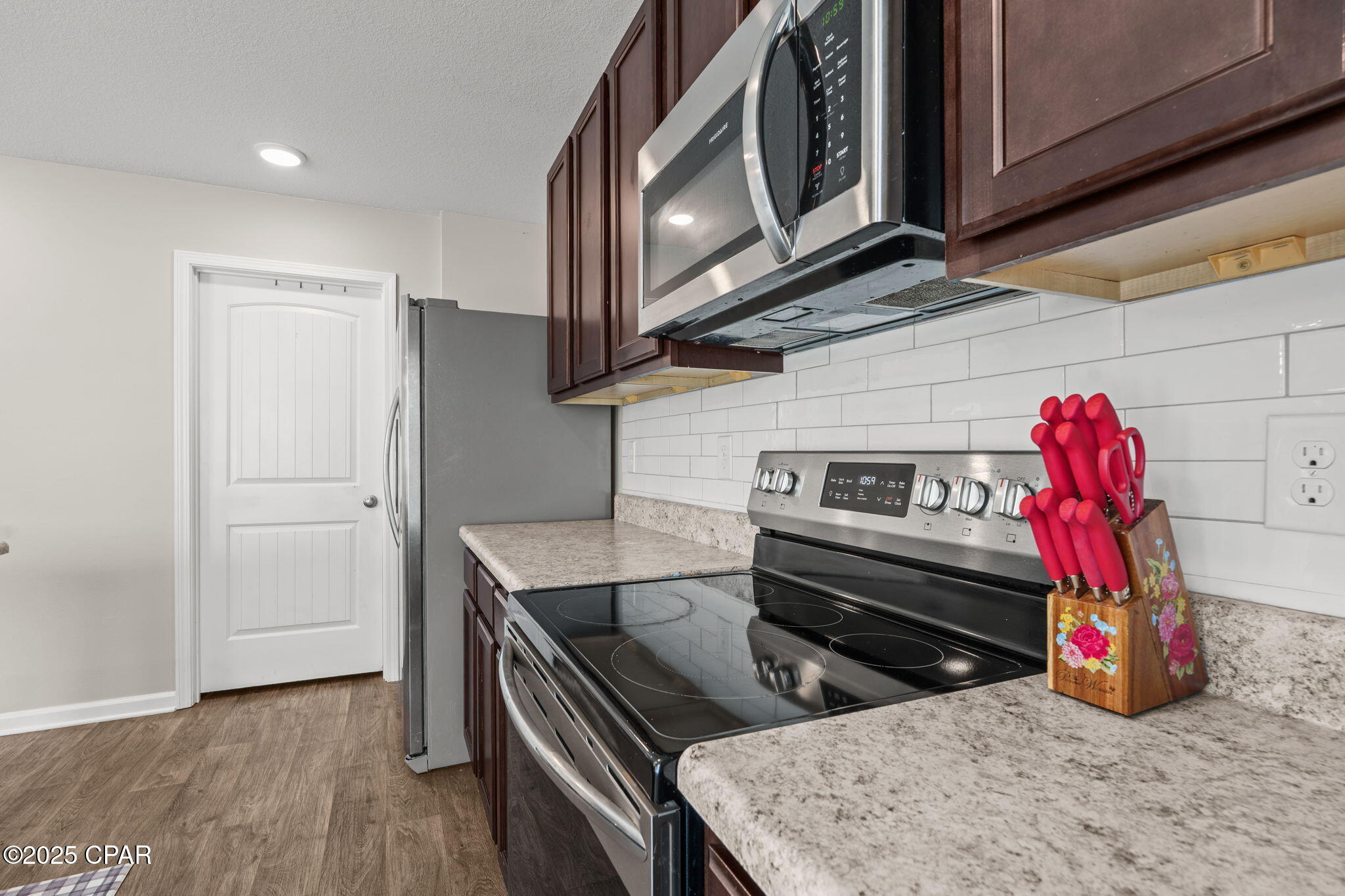 Hzo9uerorw4aaed Fglfkndl6bsn7_deckchyx0ypa0