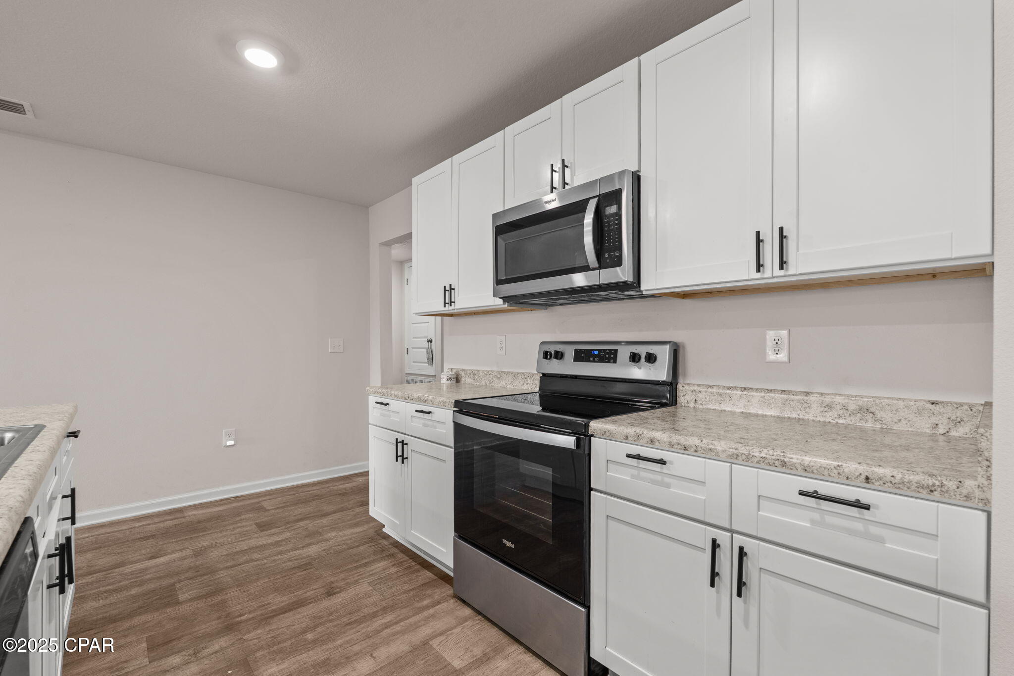 Dlybo1_rrol_ycj Dqswolrqzxxm_hnrt3xlo7pzsiq