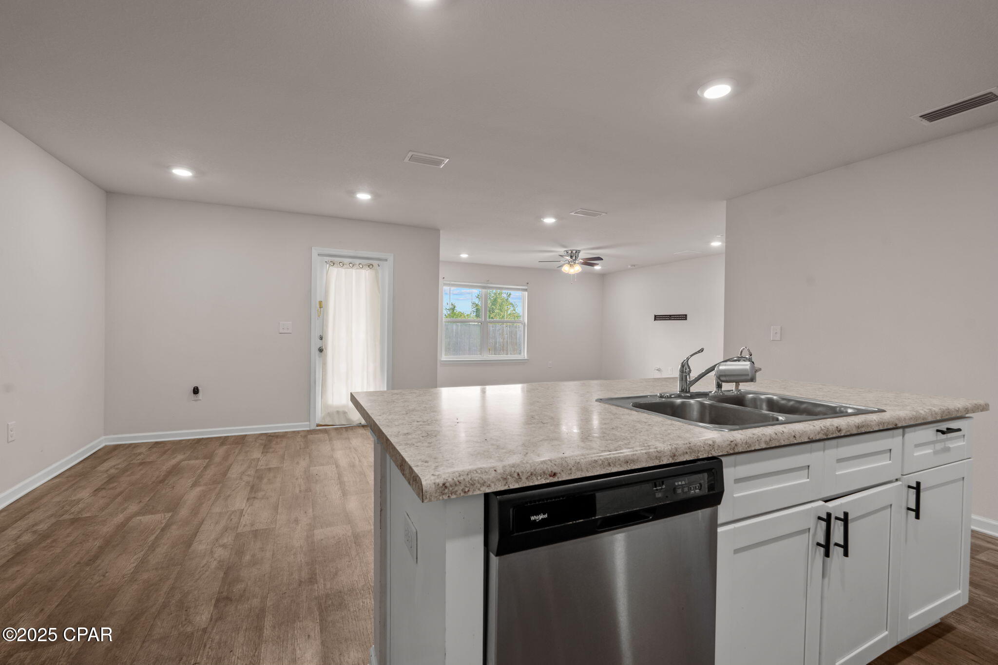 Pitwfxh7nqc_ftelr_gkquw5bz0  Dguwaki3wuto_q