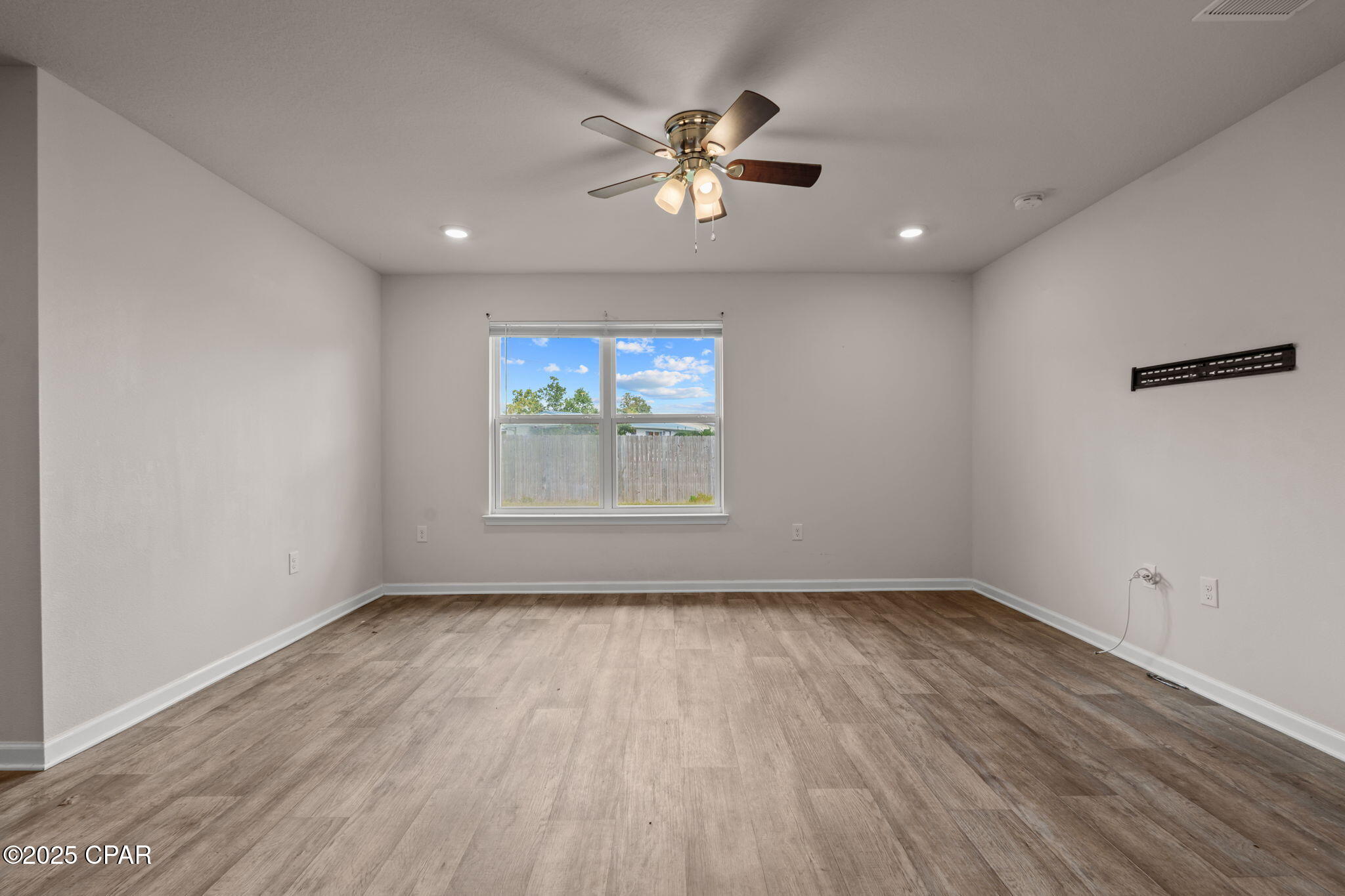 Ydtim0bz_hezu_ugp3umzhcrcfs Lvtfa1vaelhfo68