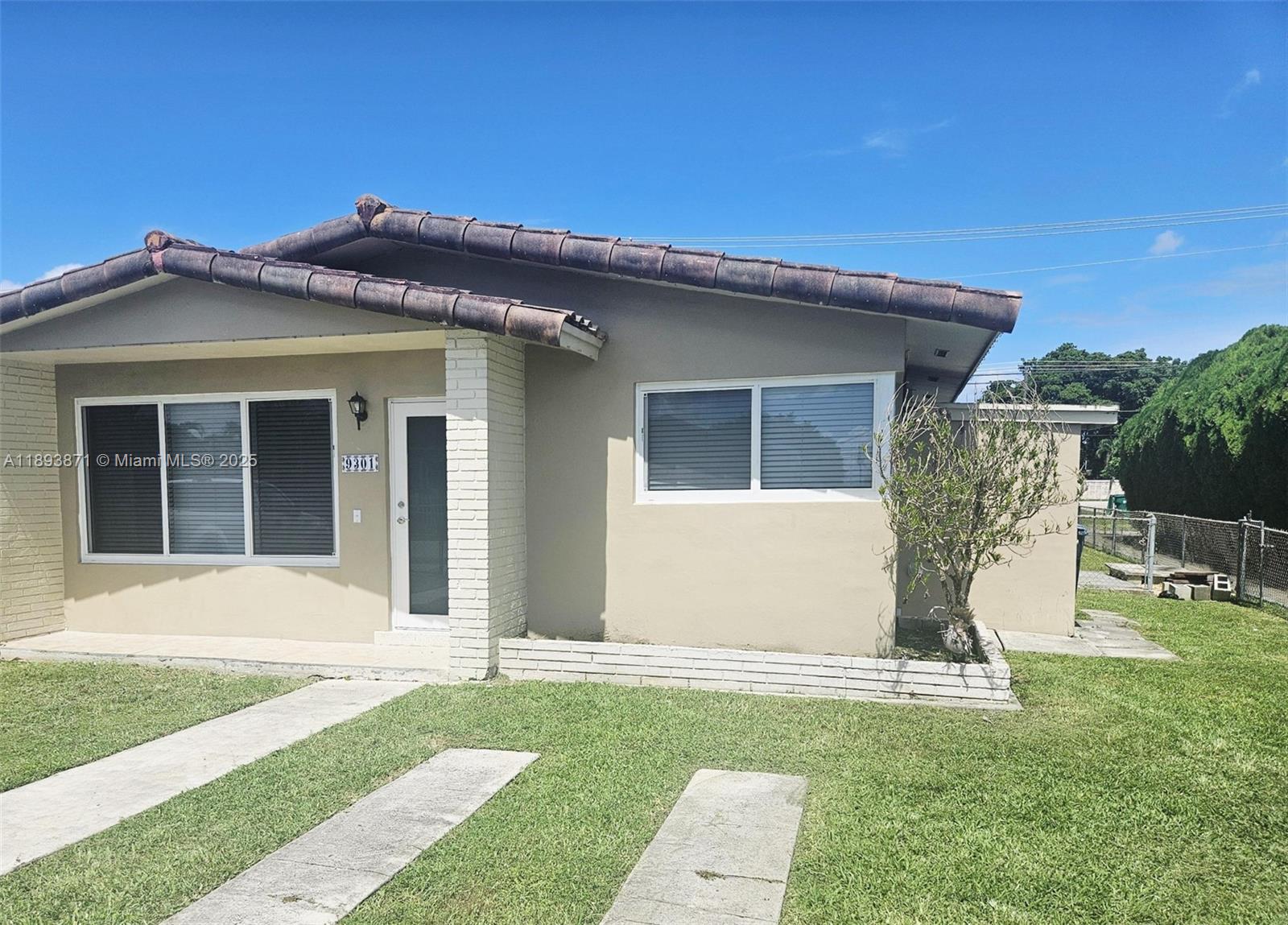 Property photo # 3