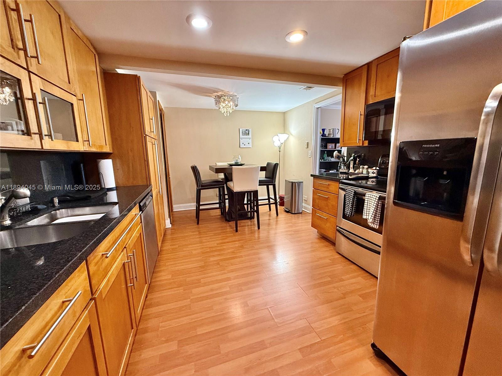 Property photo # 9
