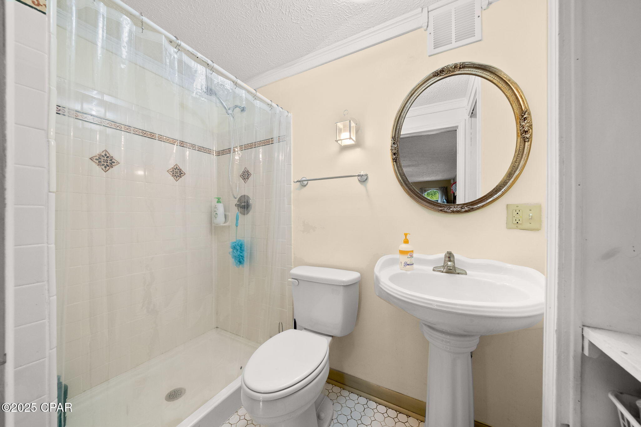 Sbqmbyvih9rac8dixw85gyzqnw2 1x Dn7aahq_owhg