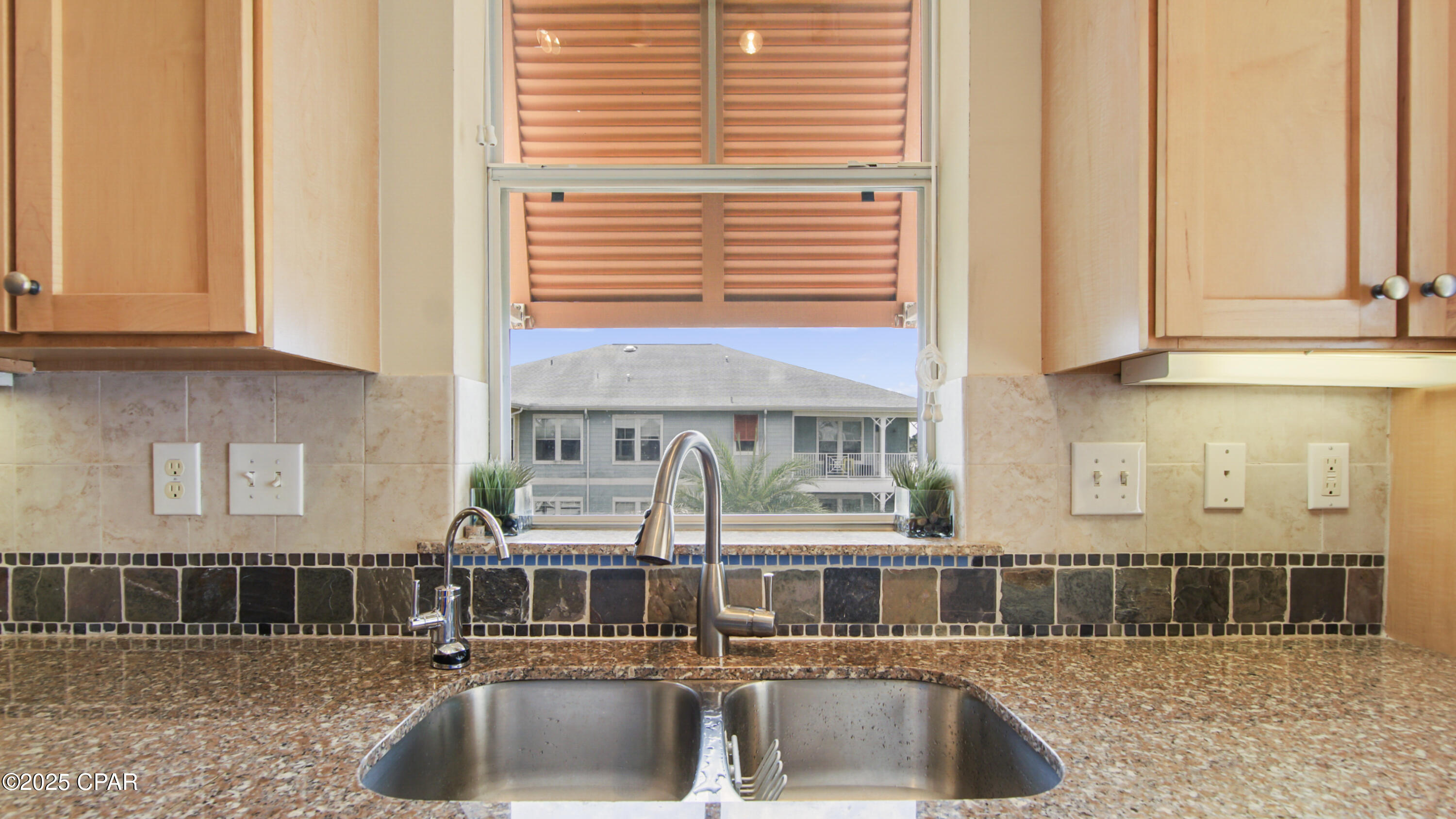 Bbfm_utre2yzc0obnai_prpjwkvgx1fiknrtqld_pxq