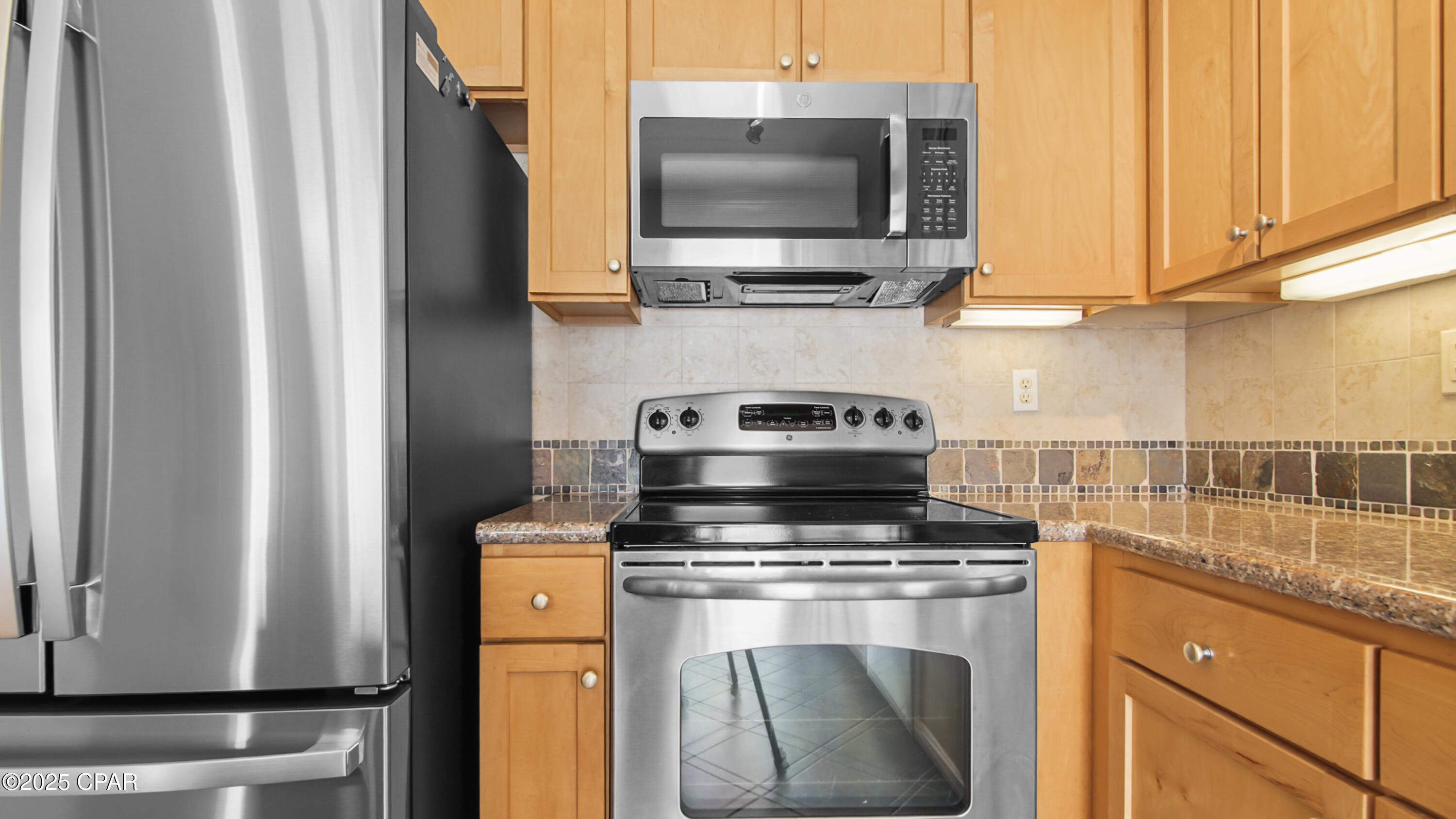 Tljrvrshdokyaruxvriiygzoqxbcxtuxhcj93eimtmu