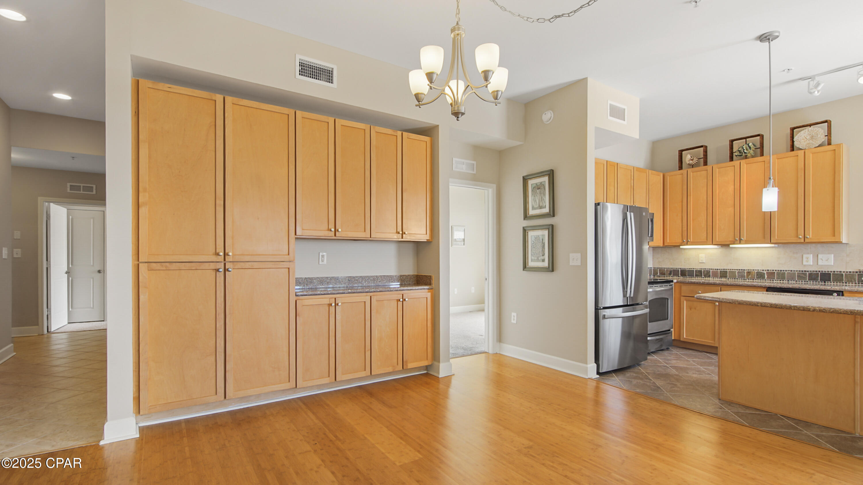 Wuaaxi0vsbwgdp6j2q88yver3e21_21se9gsl71hl8k