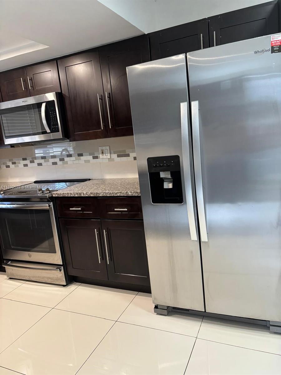 Property photo # 6