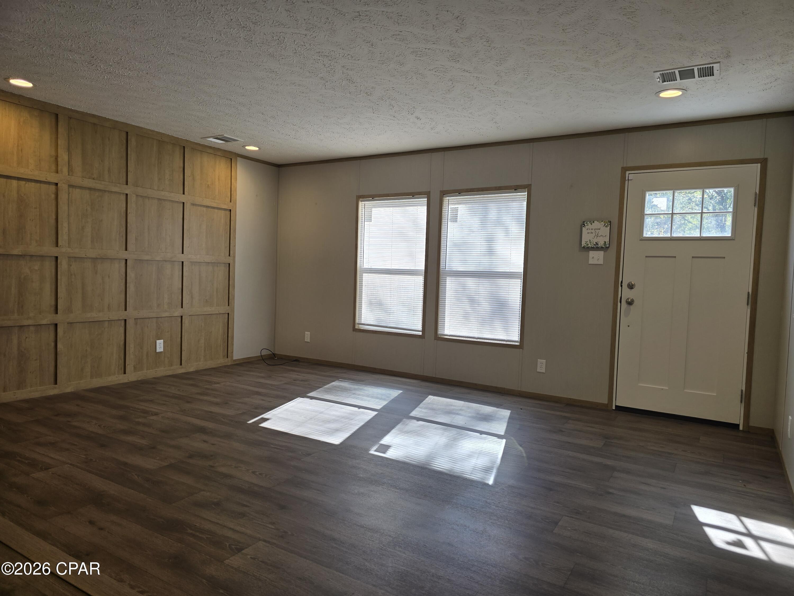 Image 14 For 394 Majestic Boulevard