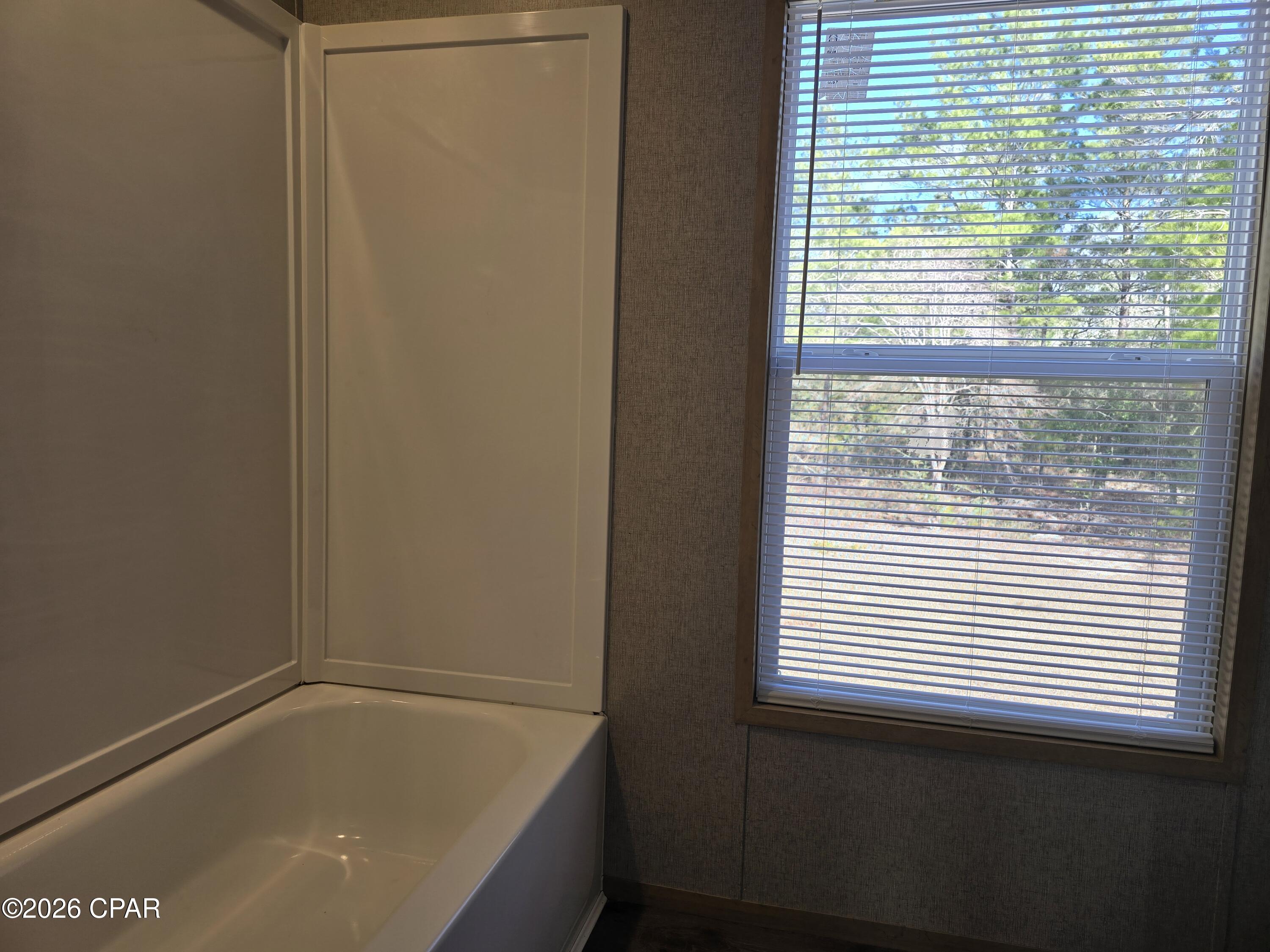 Image 17 For 394 Majestic Boulevard