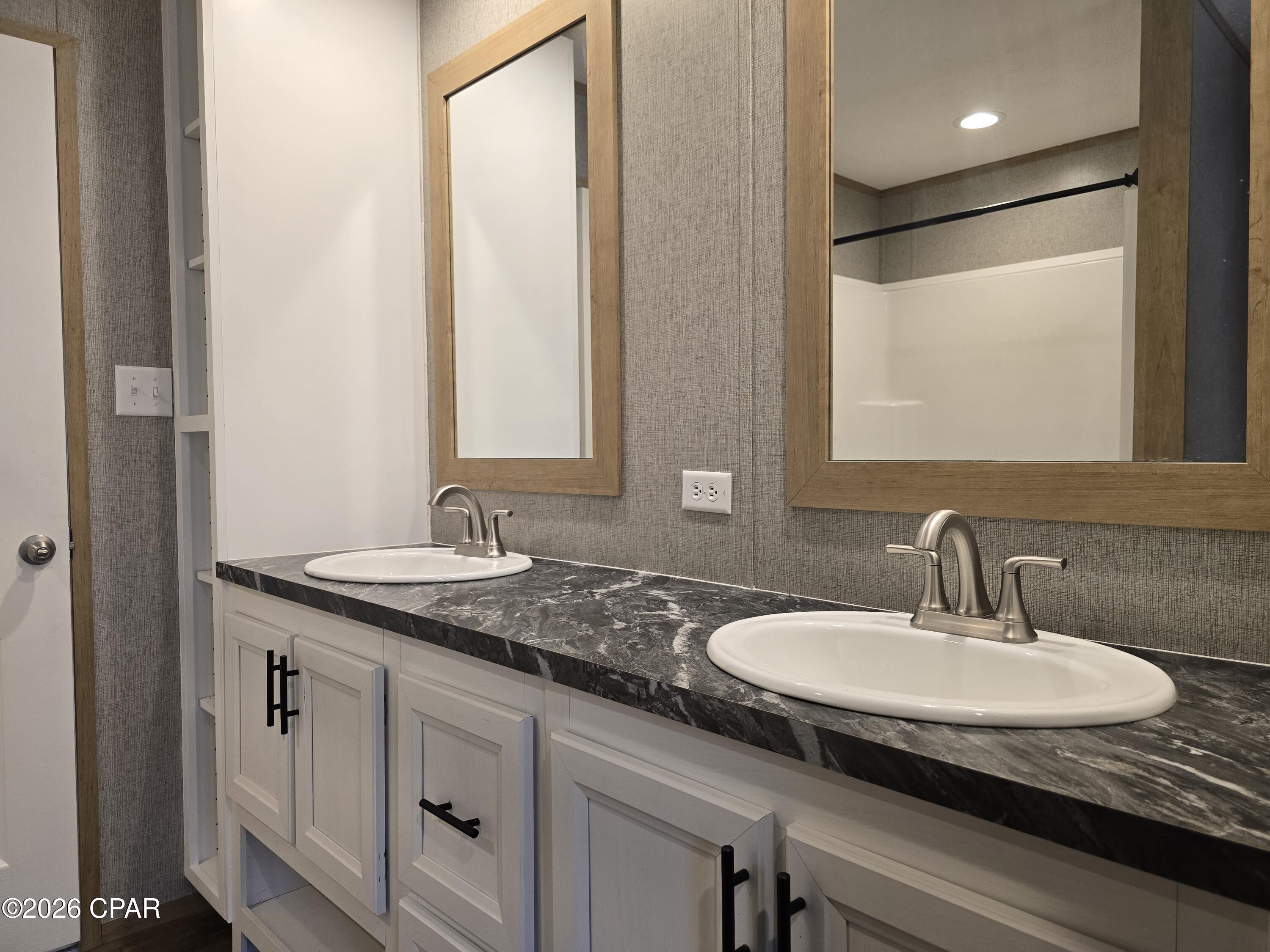 Image 9 For 394 Majestic Boulevard