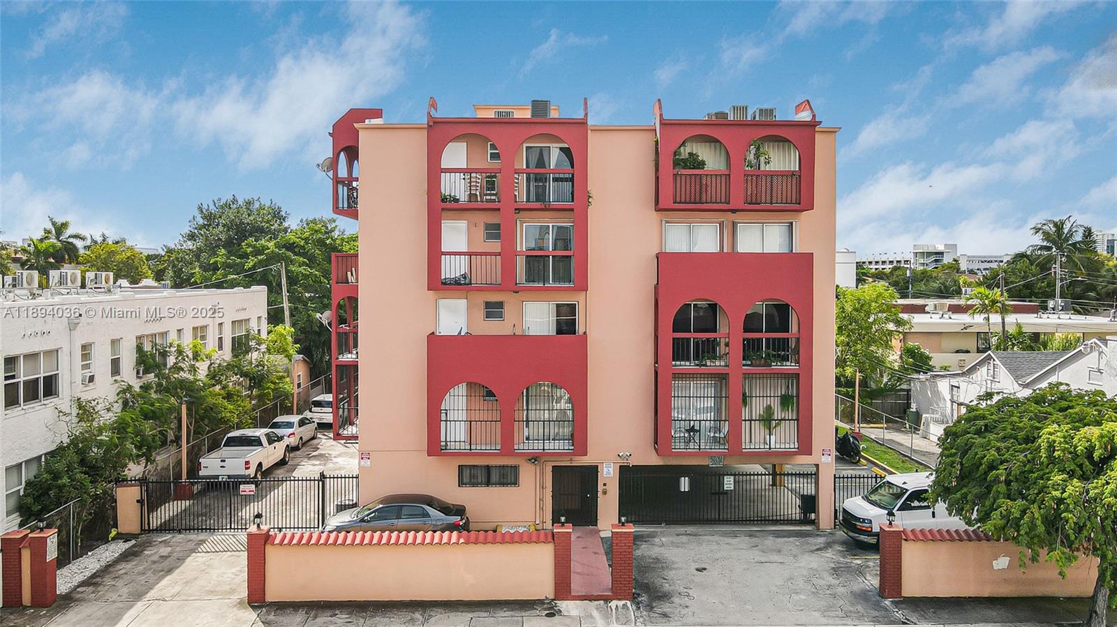 Property photo # 0