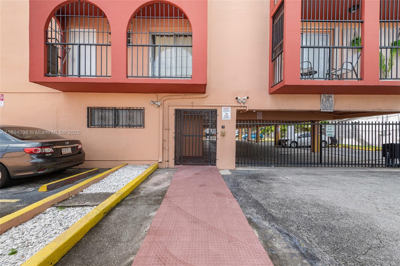 Property photo # 8