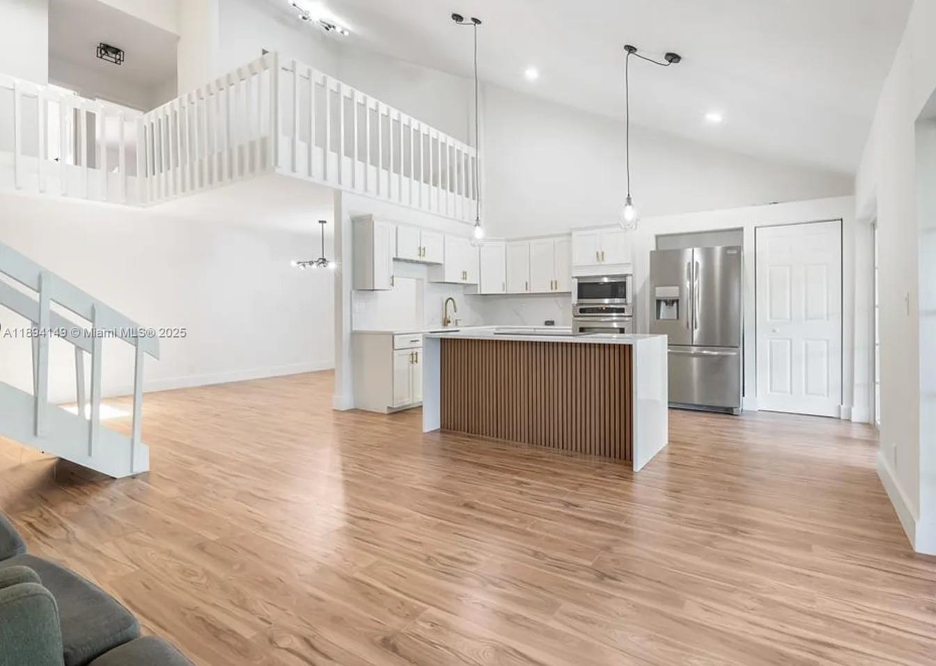 Tres Vidas Condo One