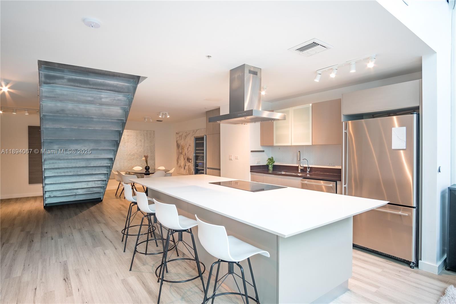 Property photo # 3