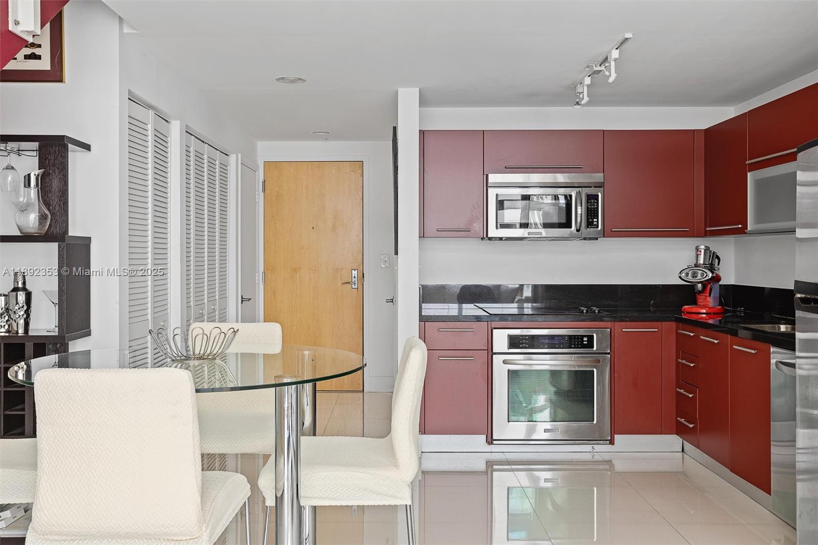 Property photo # 8