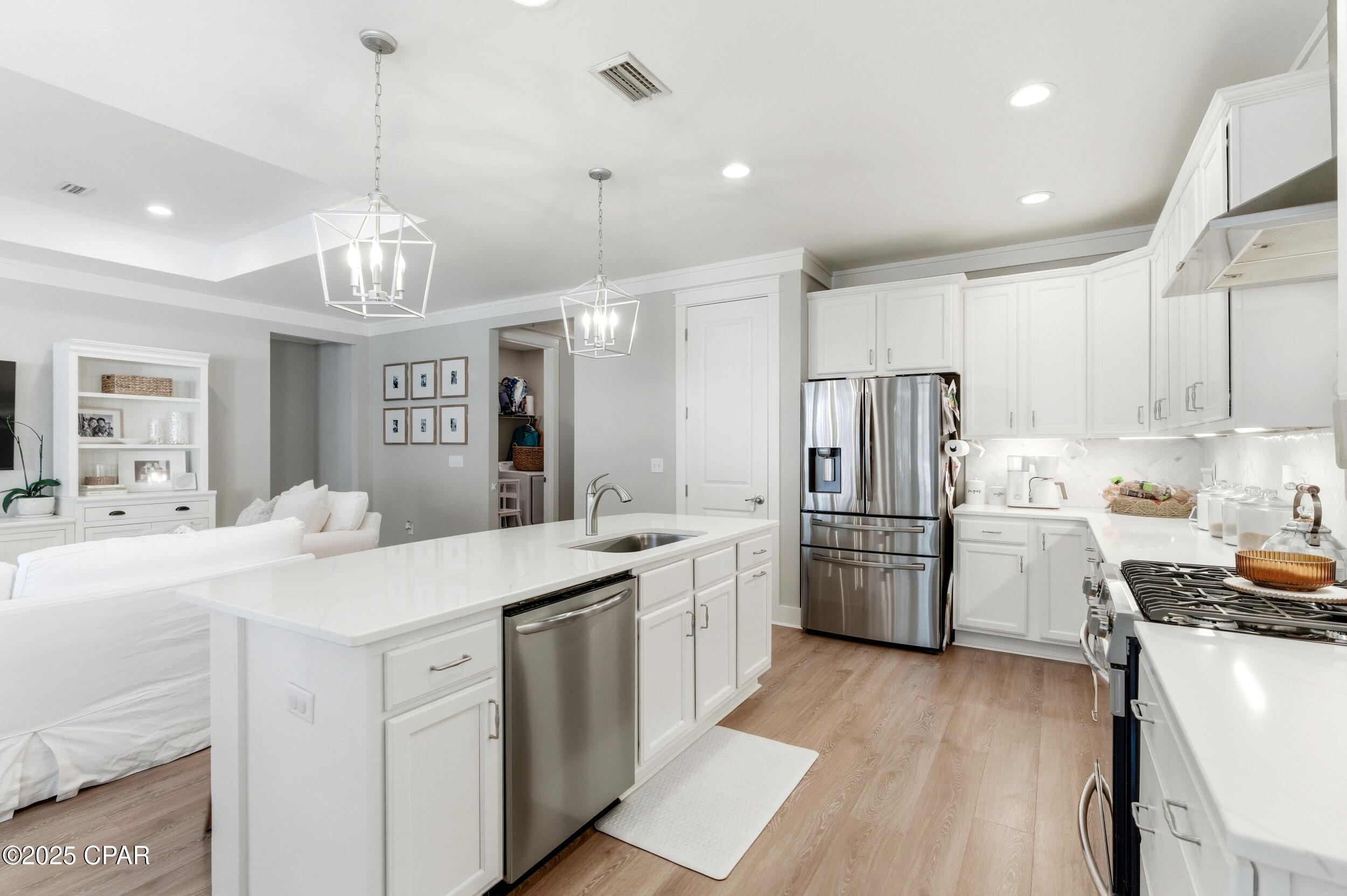 Afgeswttqz5_6tx1s1uzb0zn1ciwzcm9vycalfucvsw