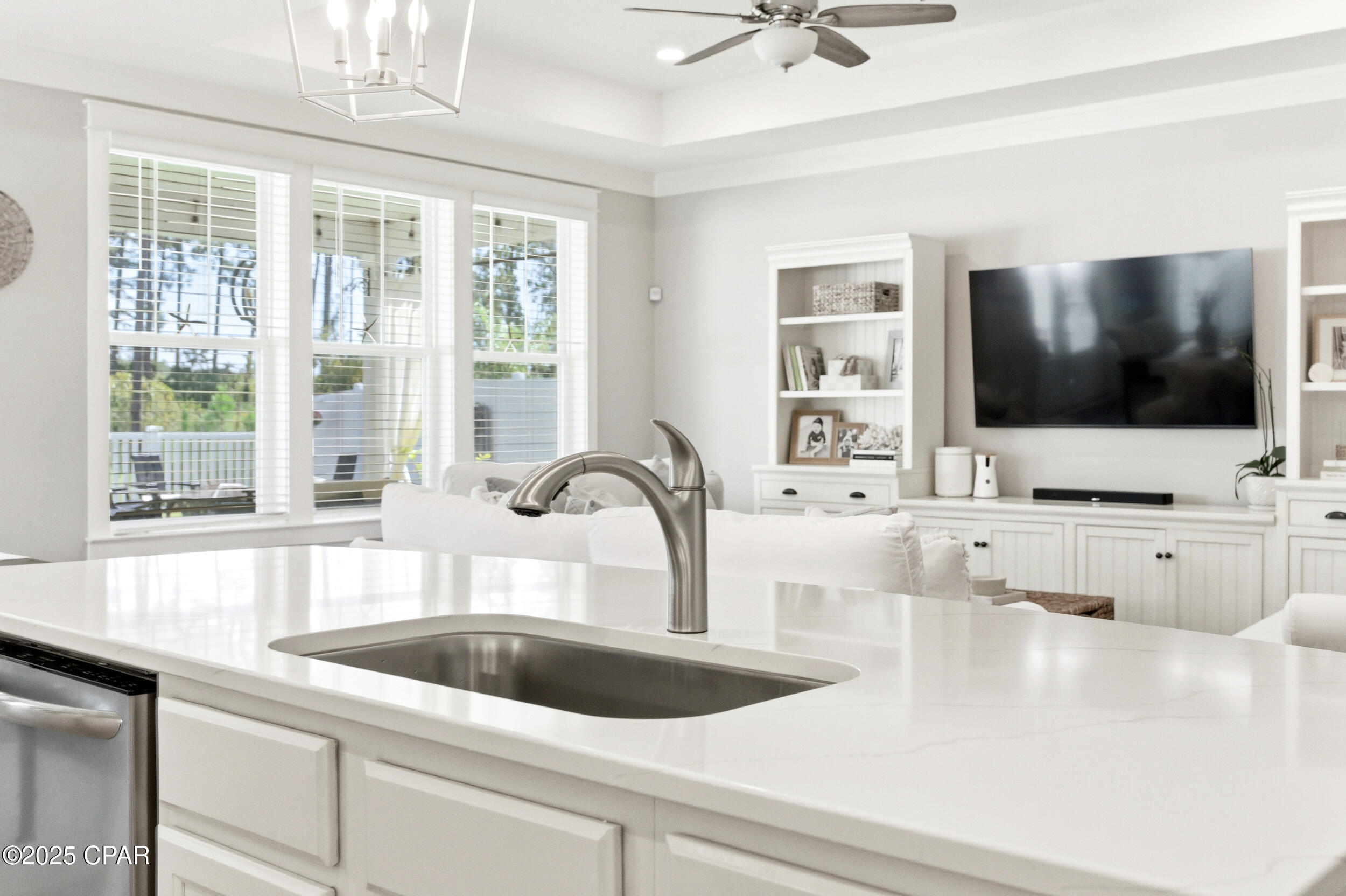 H9f1c8hxkd6kgk8eo_ef2zakiraqhcalufadorskeoc