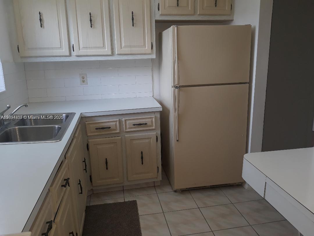 Property photo # 8