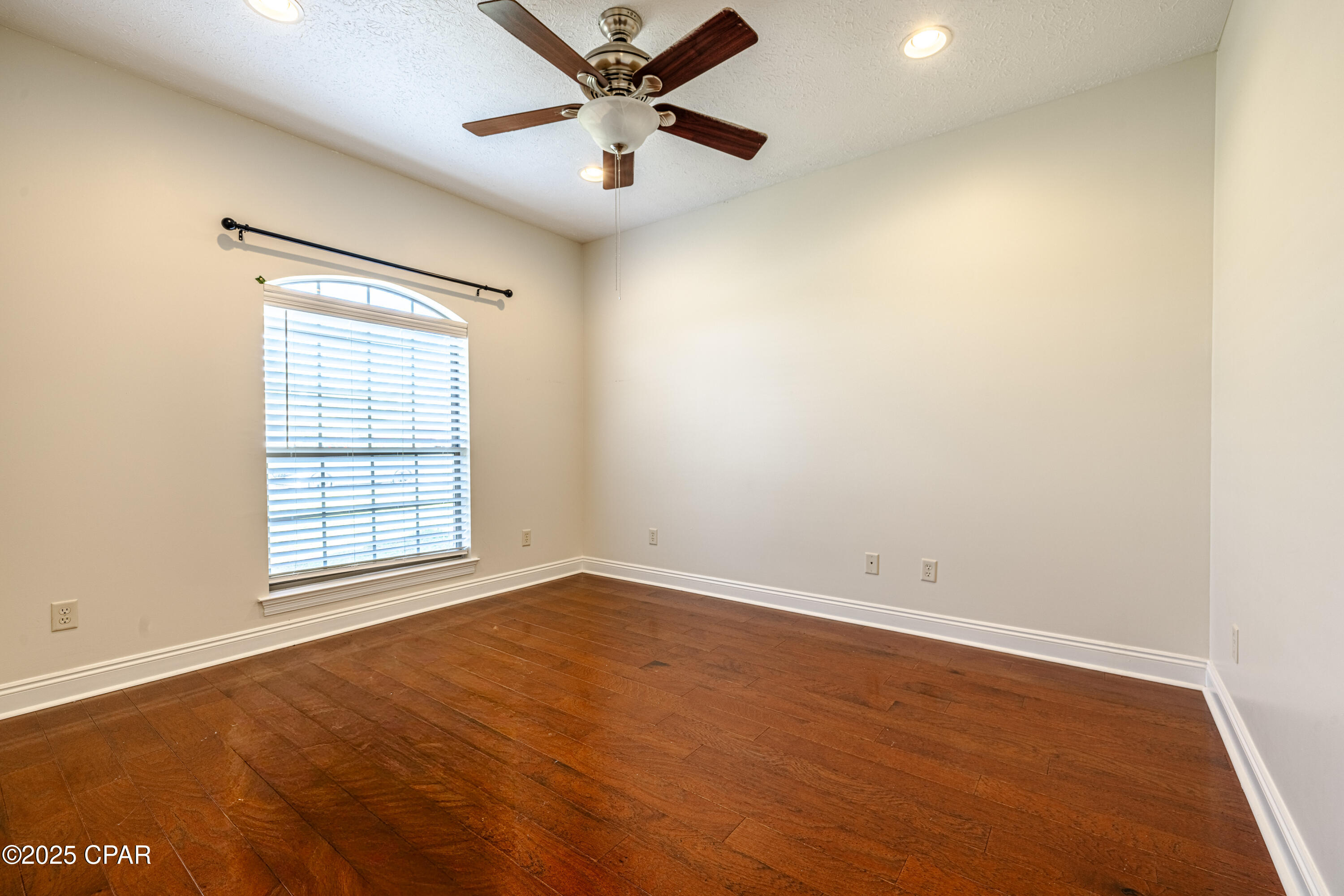 Bbt3e0id7jp_9spz84mmj0xopup6knoniyvcrzzks U