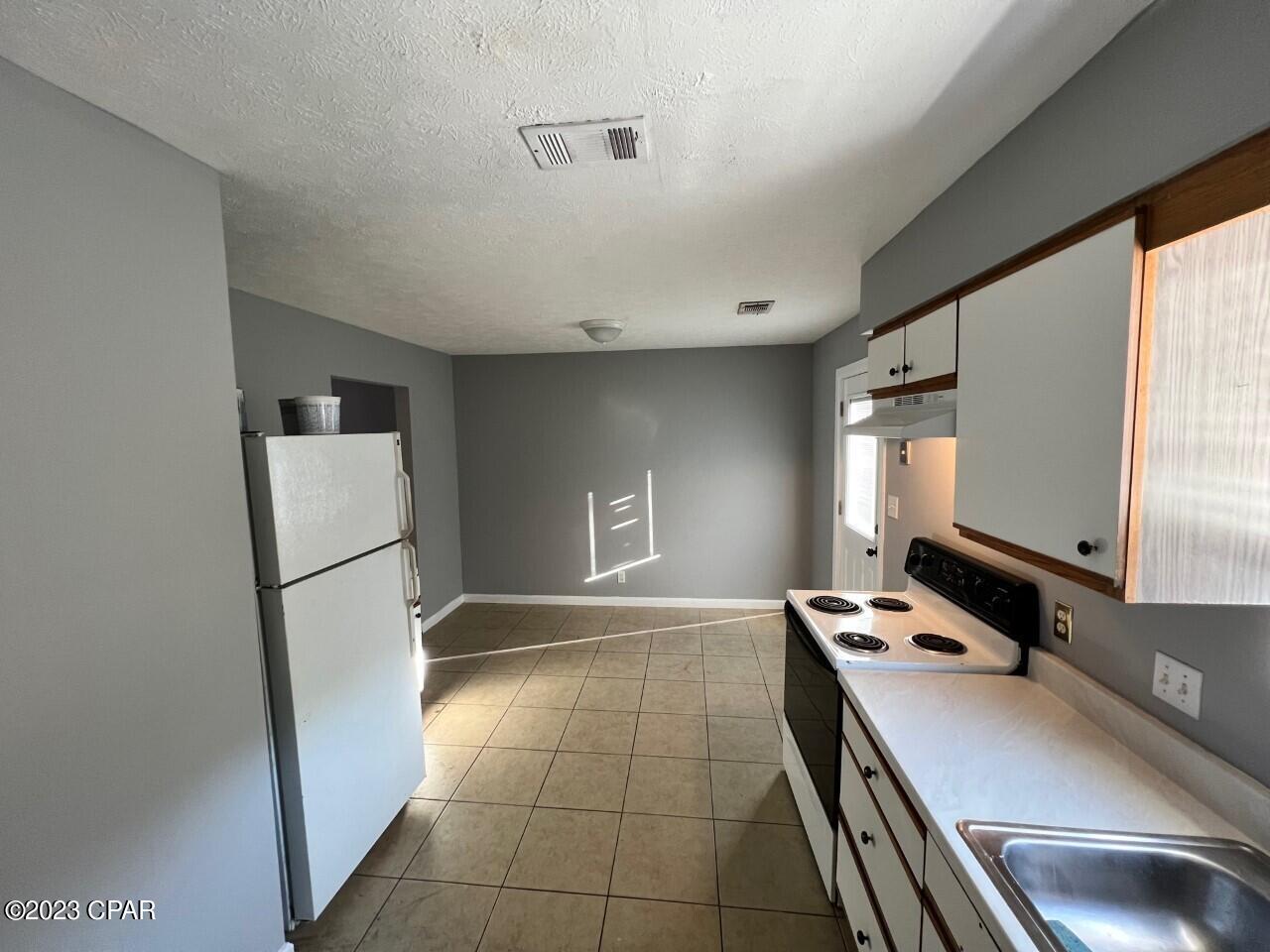 Bztjnzwubt1do0y364xq 4k5ca5hp4_dee1qdhd_xoo