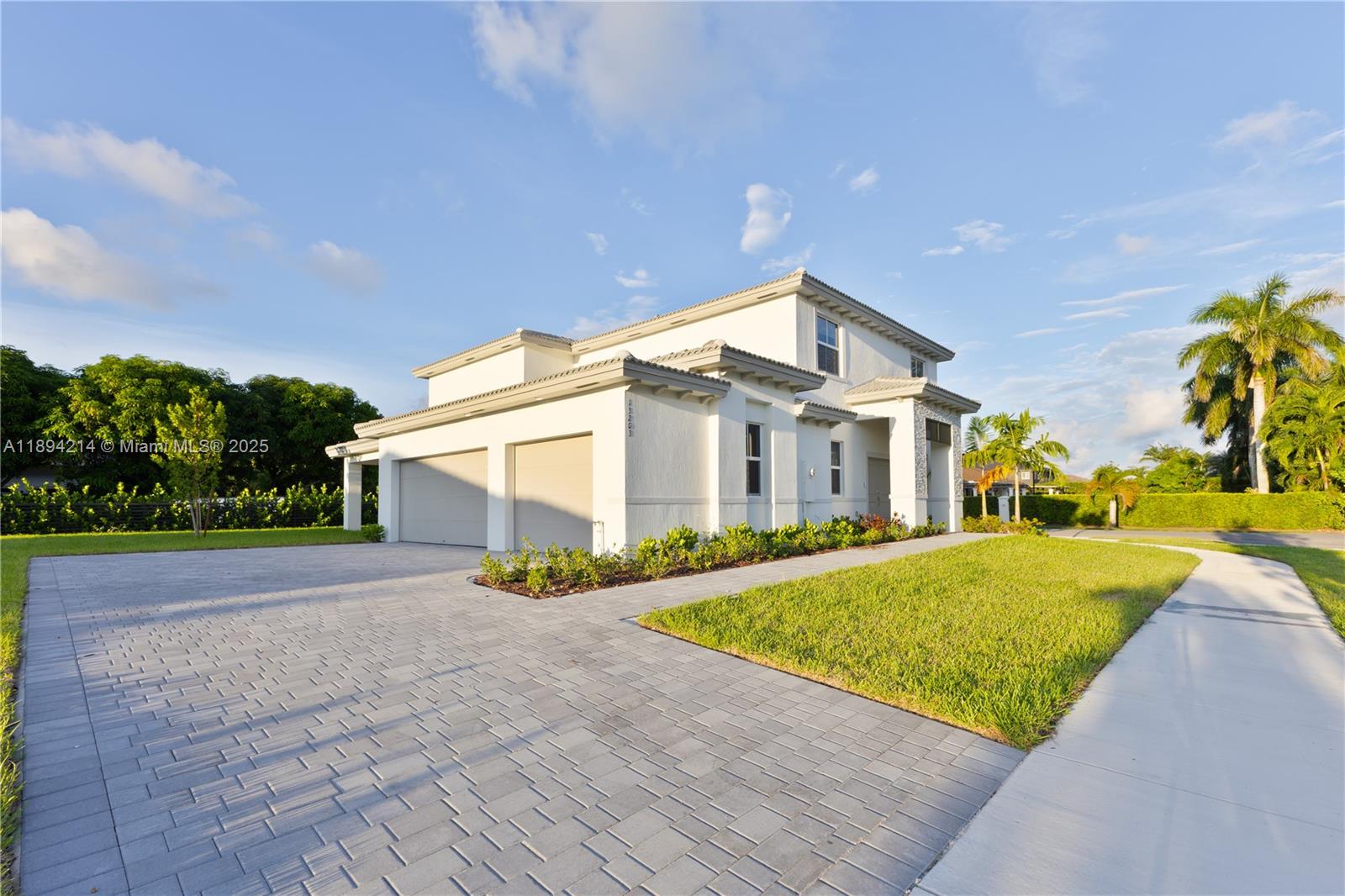 Property photo # 1
