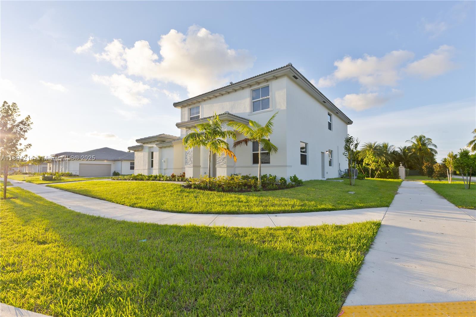 Property photo # 9