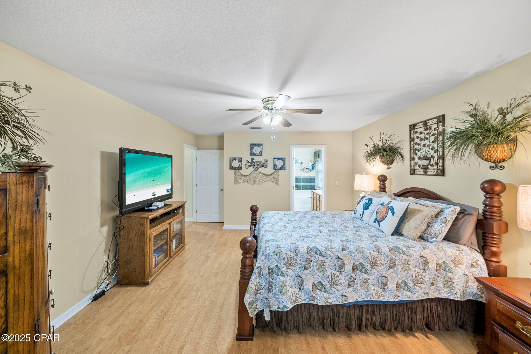 F6mwbe B1s1kfp93tc1r89sndfaqjz Qts1uoox_6_o