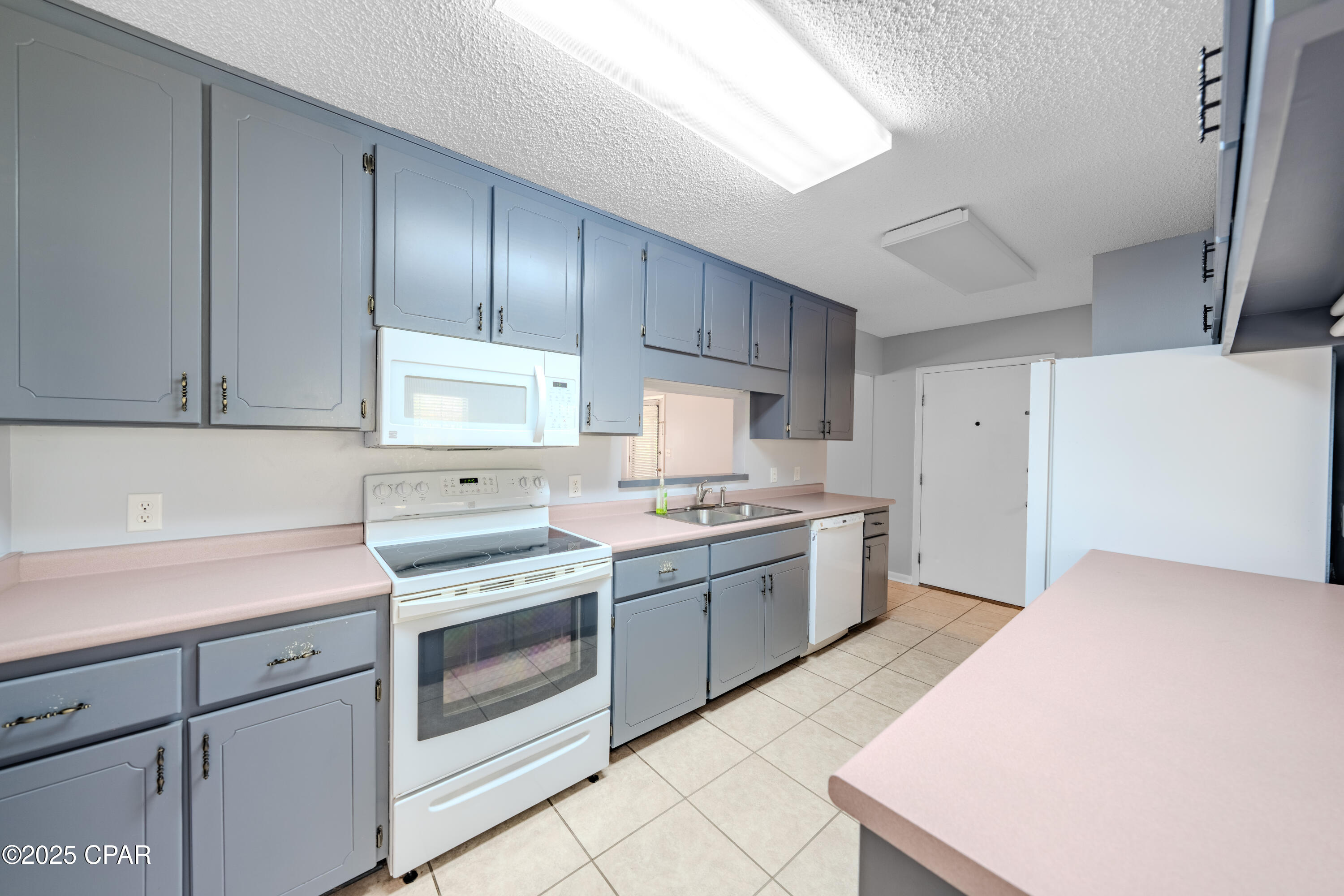 0uhoj_fppgo8ryswdeq_80_y5fli80y_jcqzoscenni