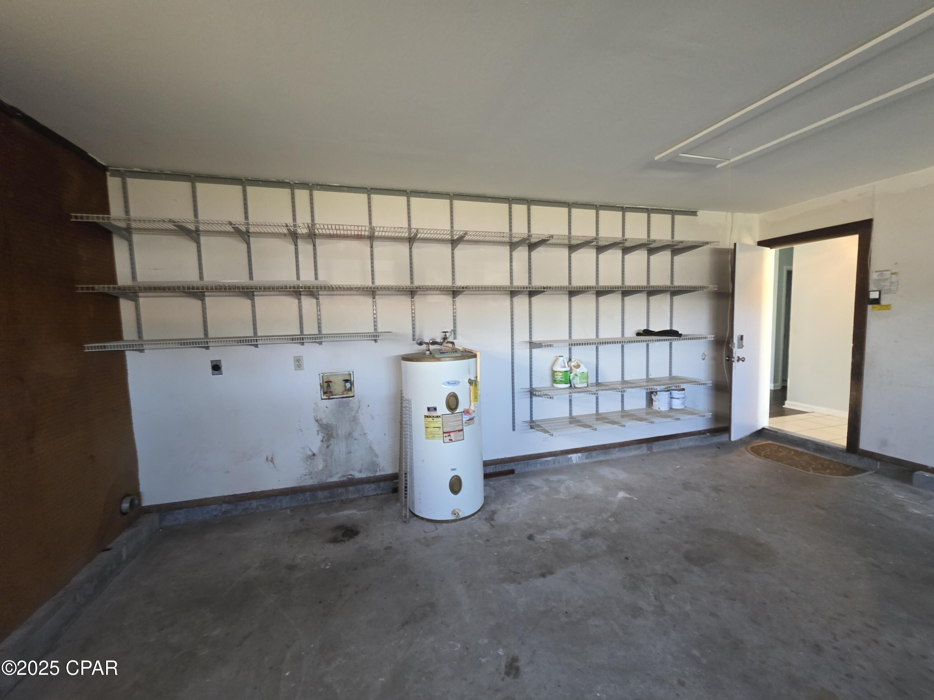 Pfchlum6lfdvr_i4mxti6aawmiau75xo3zylaeih5zq