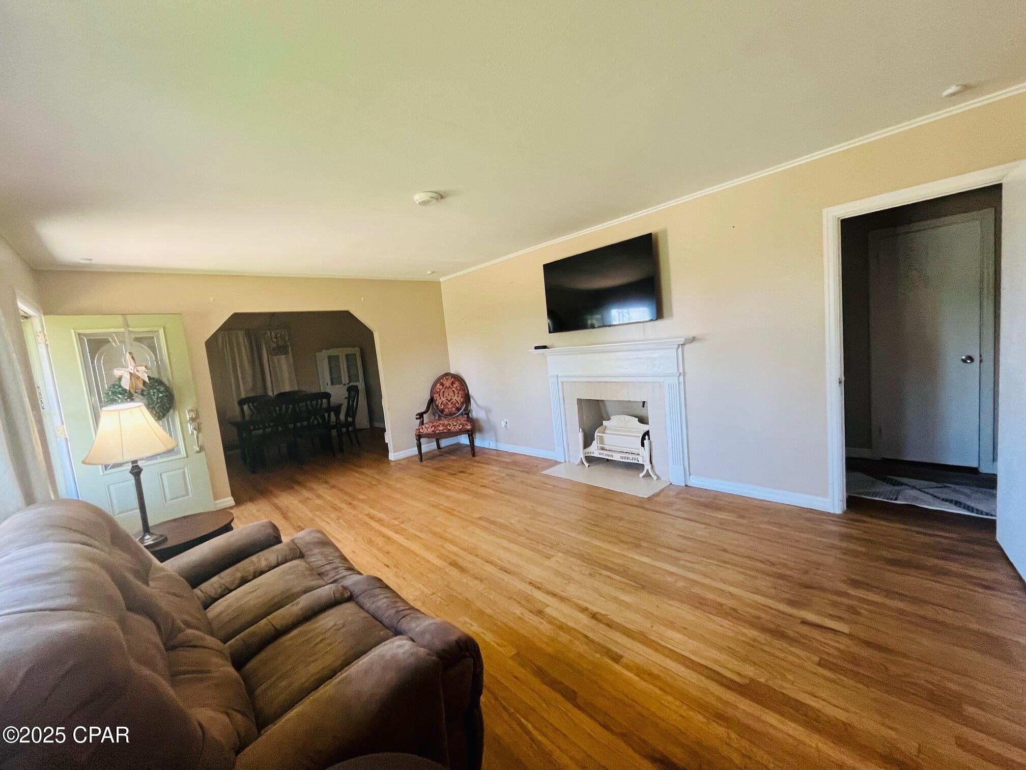 Qzqpb4tvpm1dx1vu0laogg 5uw1lbwj0jgyeavzk0j8