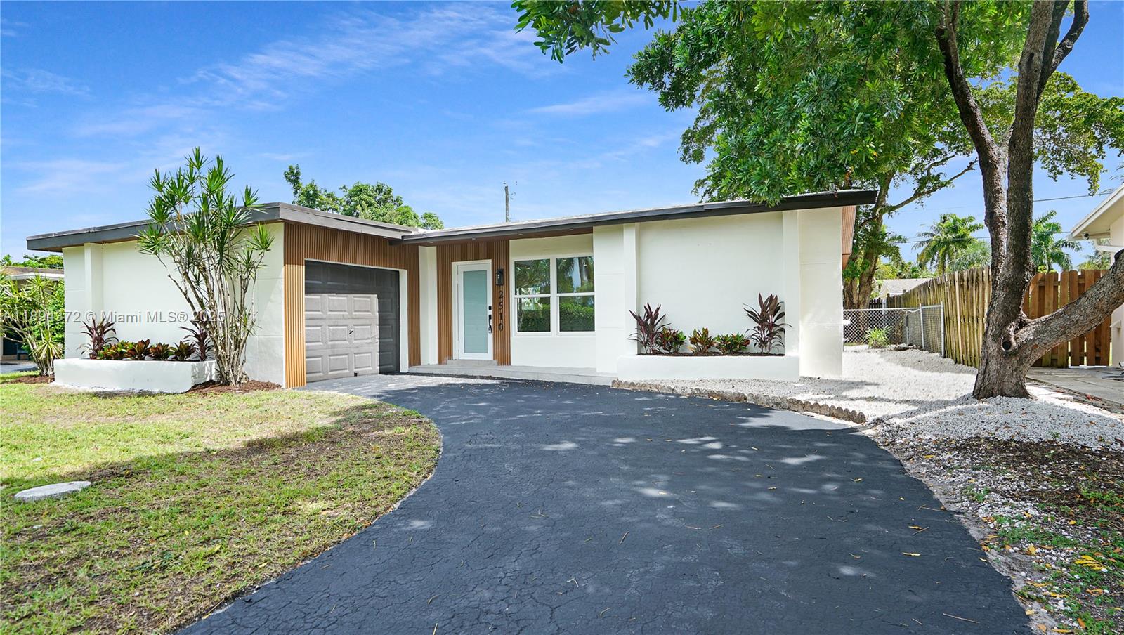 Sunrise Golf Village Sec