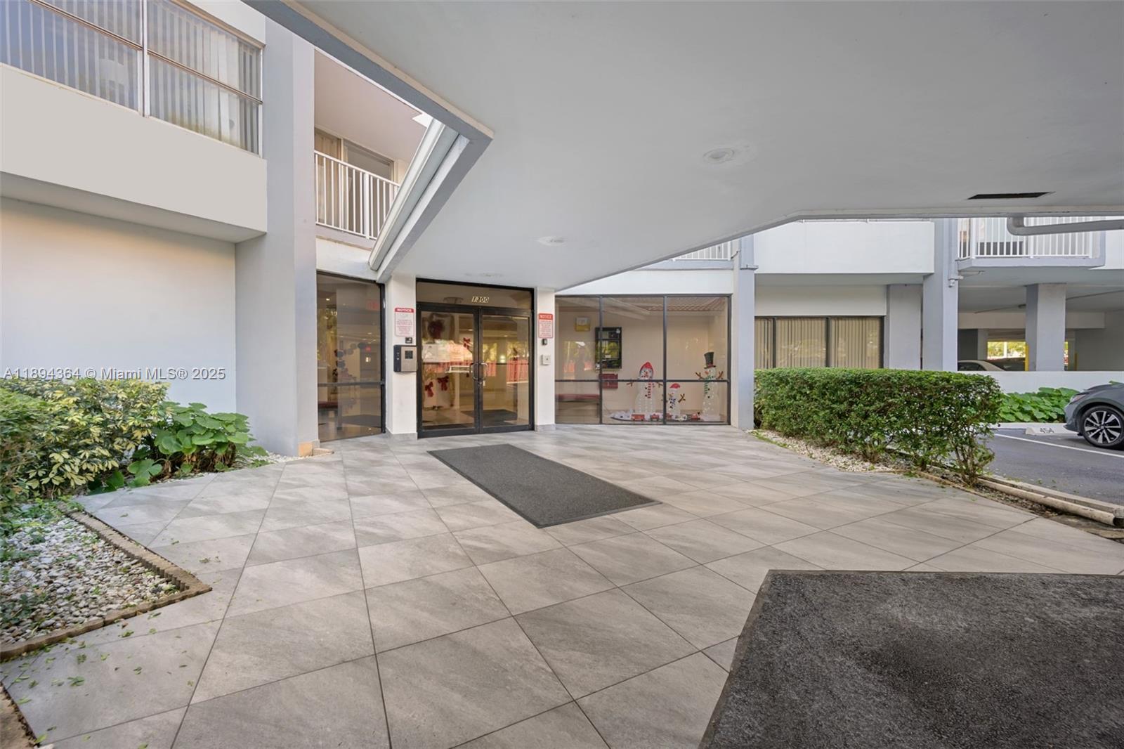 Property photo # 9