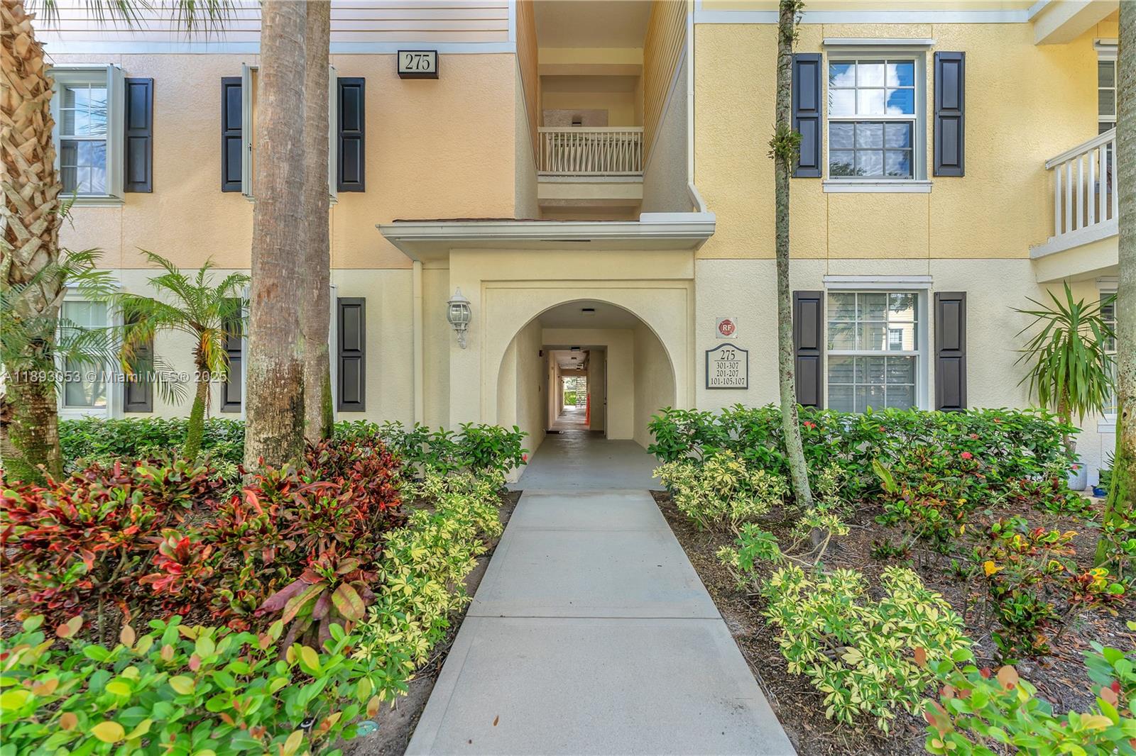 275 Murcia Dr Unit 104, Jupiter, Florida 33458
