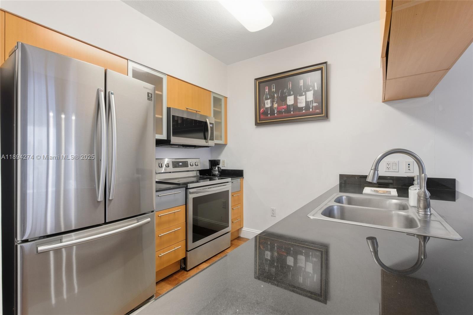 Property photo # 6