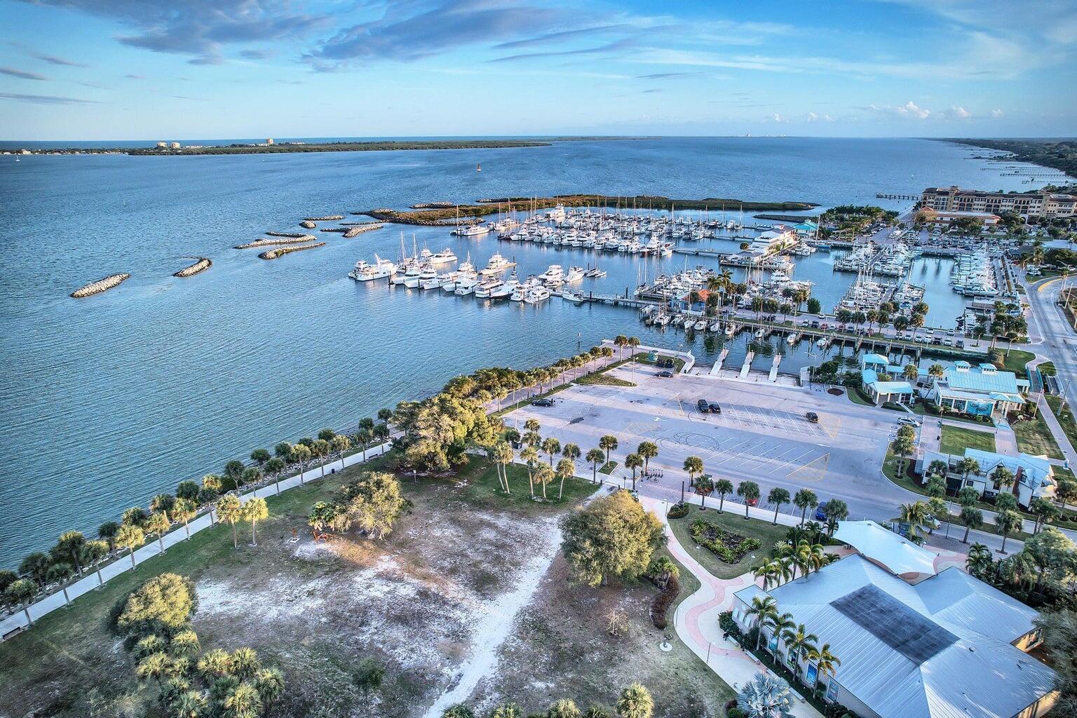 Indian River Place, A Con