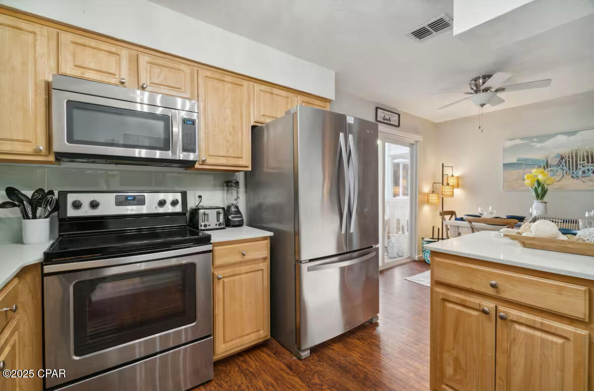 B Yvlrv_y0ikyfc  Olo9yu2vhefpylso5hux 3wota