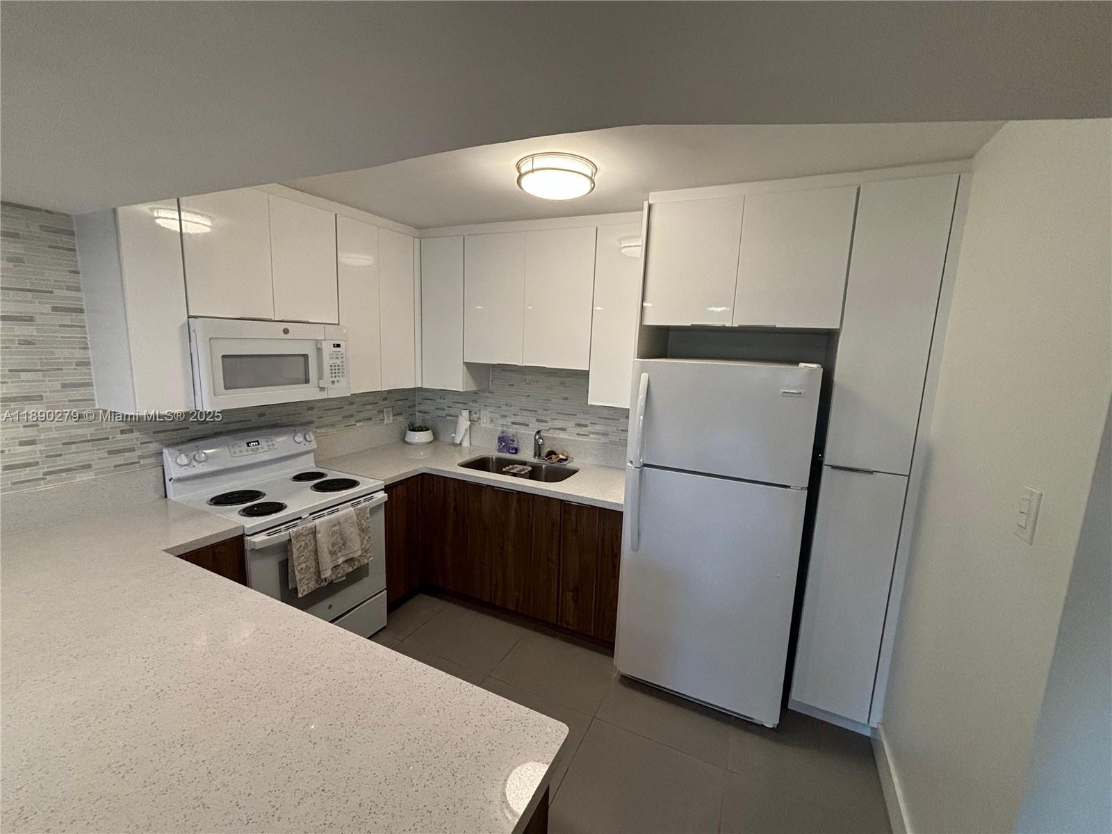 Property photo # 7