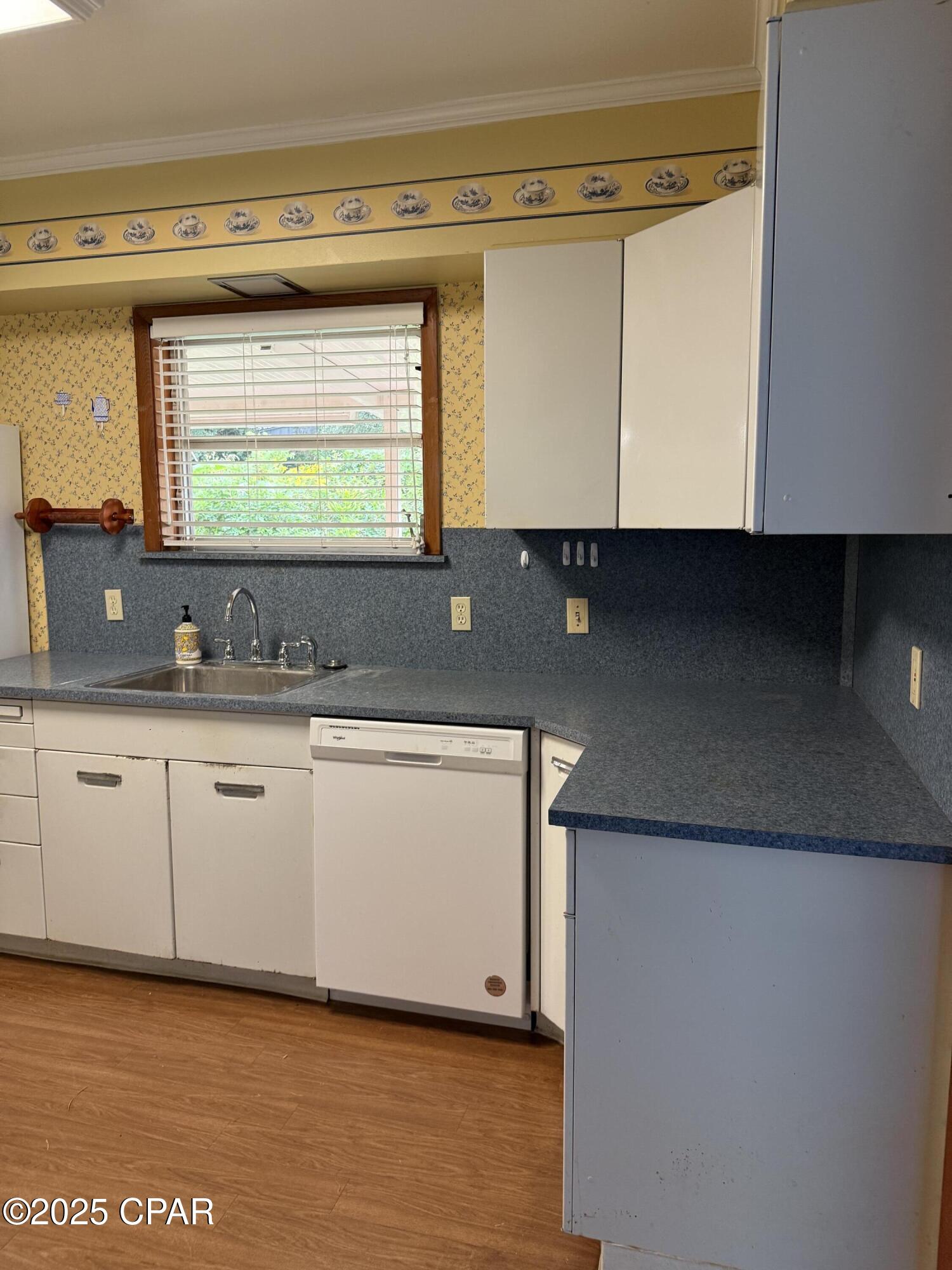 Vstrpvm0n0b1ezgfofwz5vqpers0jo8nelr88yuu2la