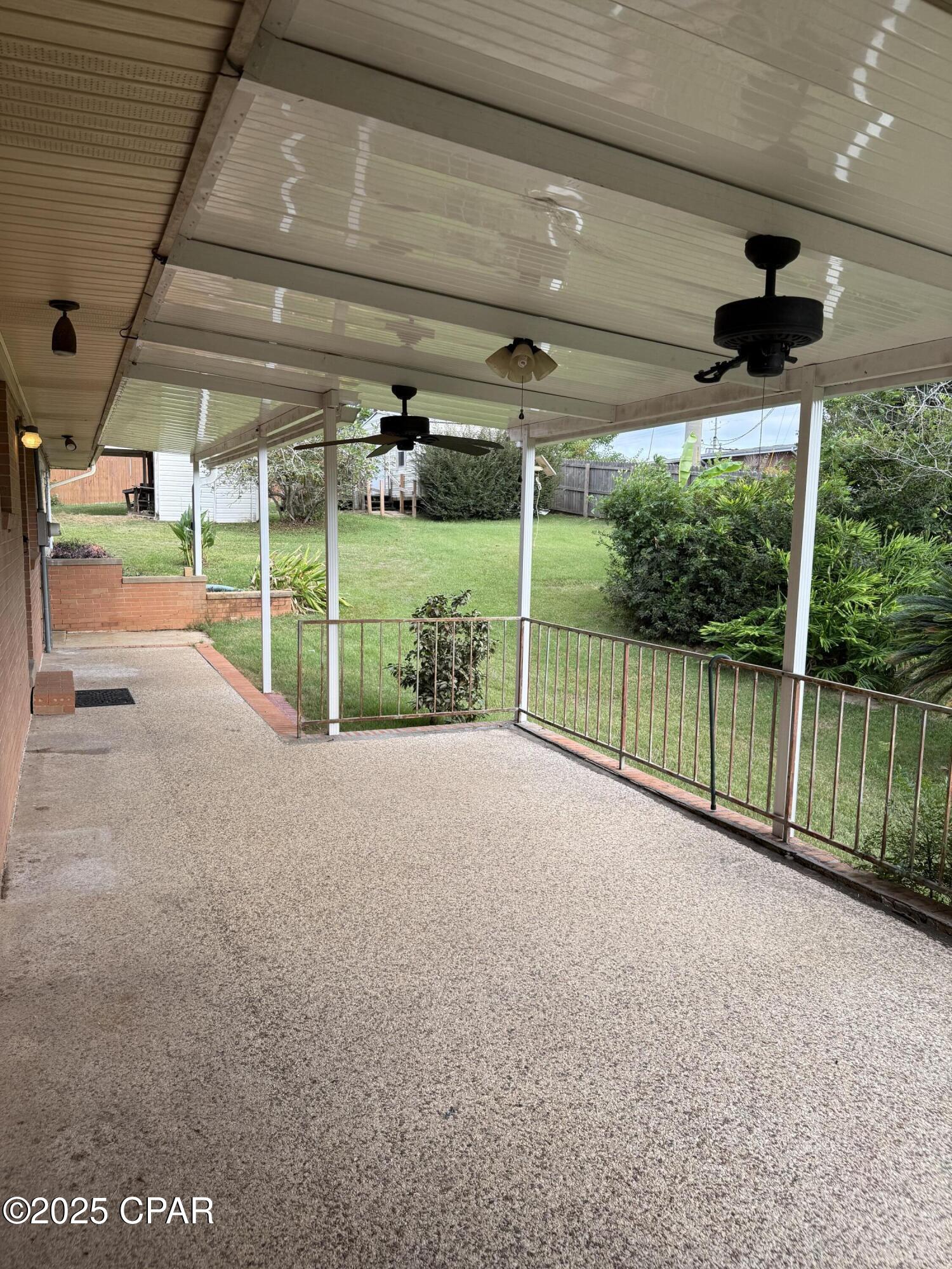 Plo9_uvromy35bek4e9 C88gkkbe3flrdtxhurpl_gi